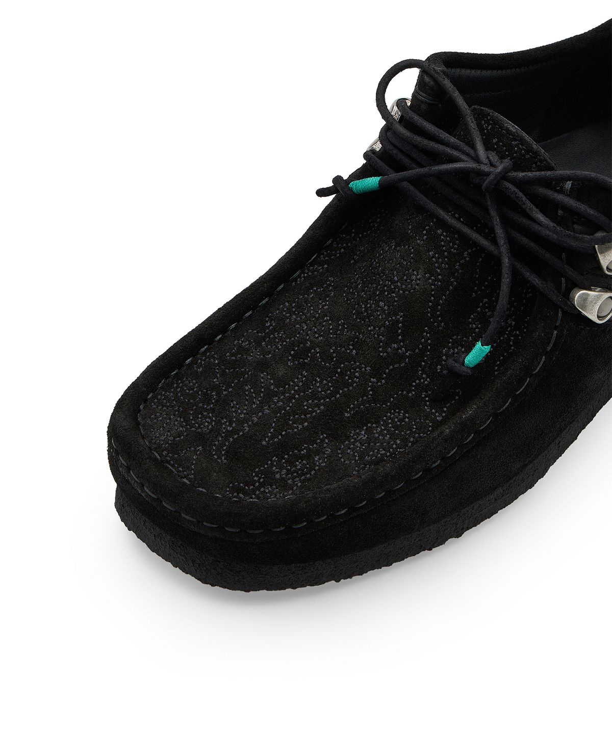클락스 오리지널스(CLARKS ORIGINALS) [Clarks Originals x ADSB] 왈라비 엠브로이더리 - 블랙 / AAA531UBLK