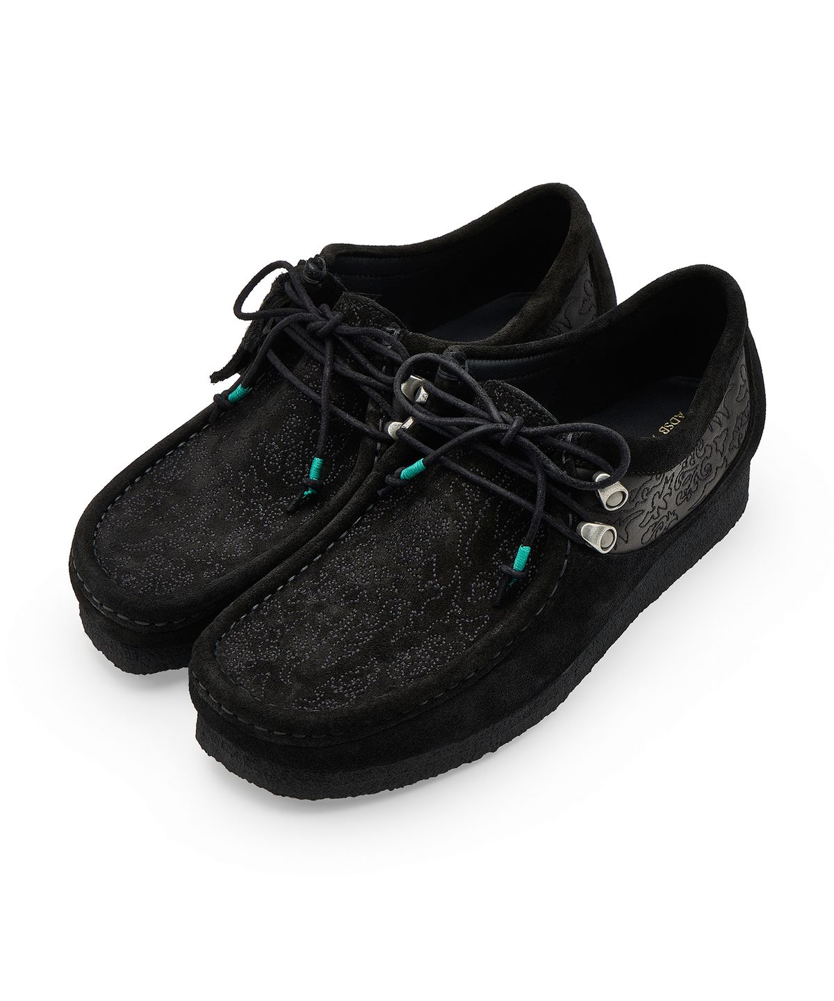 클락스 오리지널스(CLARKS ORIGINALS) [Clarks Originals x ADSB] 왈라비 엠브로이더리 - 블랙 / AAA531UBLK