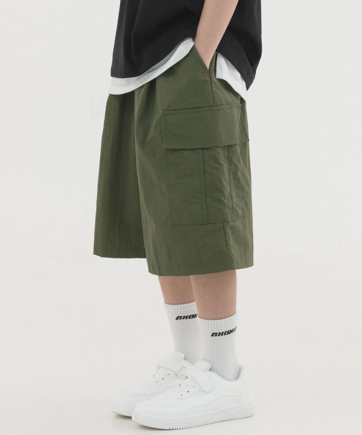피아네르 키즈(PIANER KIDS) 나일론 원턱 카고 하프팬츠 (카키)
