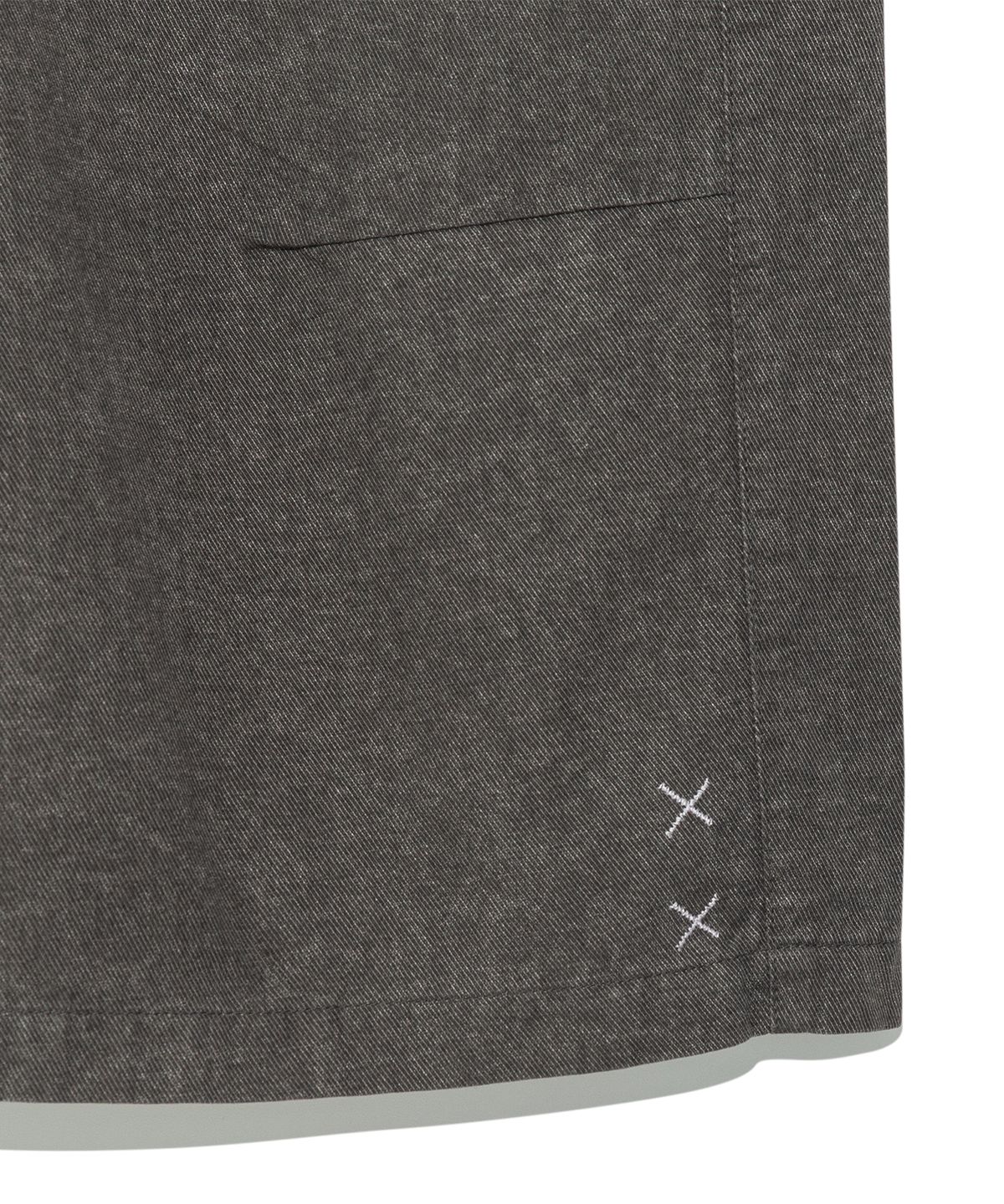 더콜디스트모먼트(THE COLDEST MOMENT) TCM pin stripe stitch half pants (charcoal)