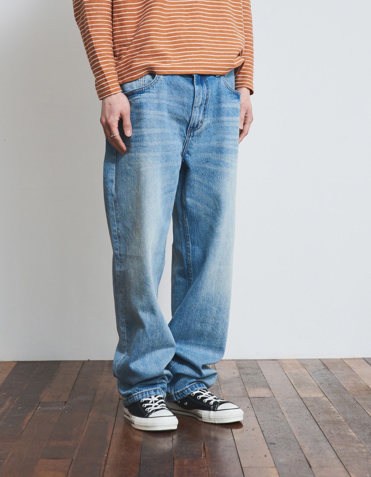 로어즈(LORES) Straight Regular Jean - Light Blue