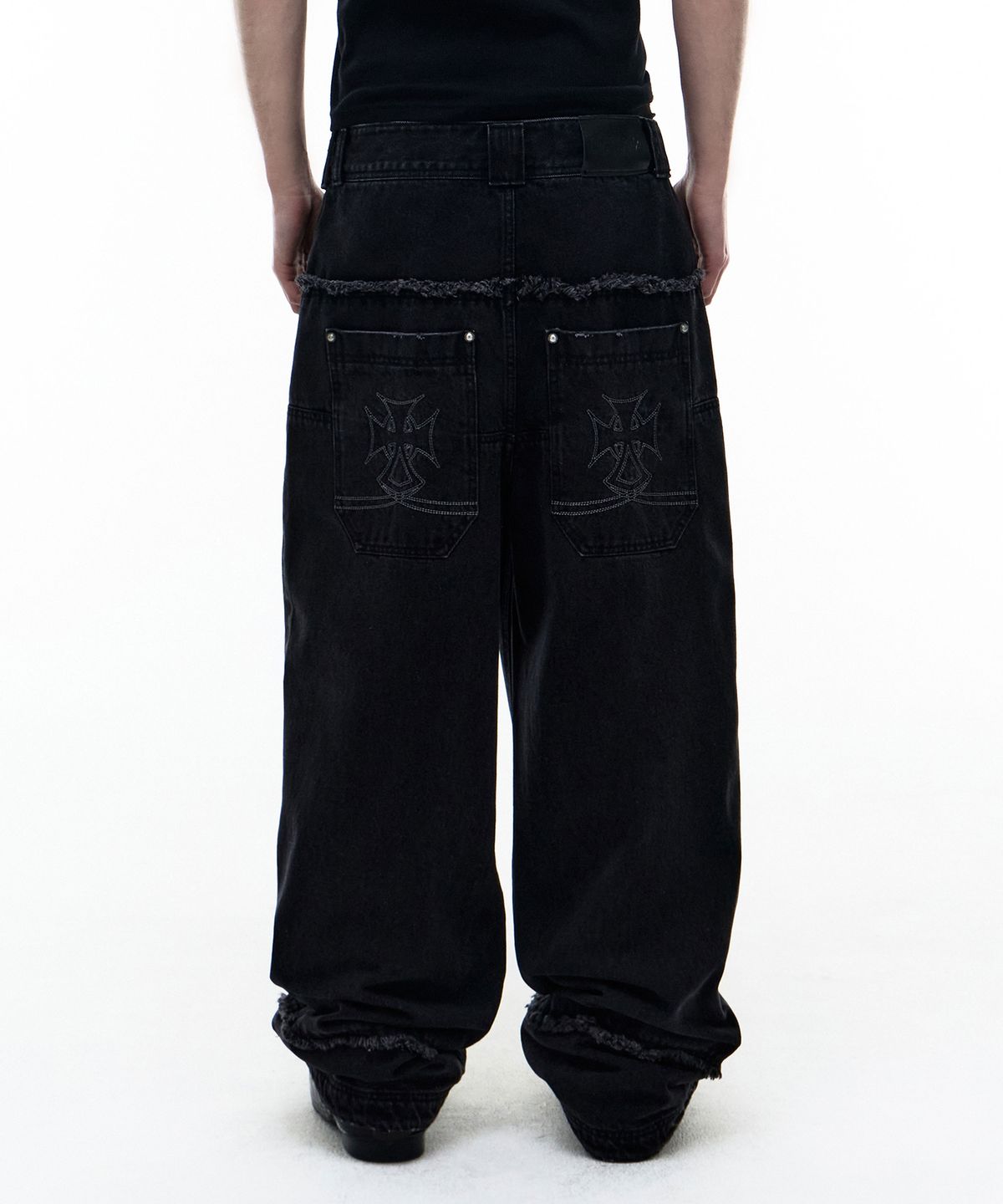 오퍼스 0012(OPUS 0012) Op. 09 OLD GUARD DENIM PANTS BLACK