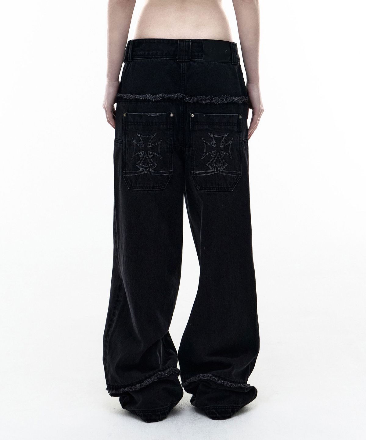 오퍼스 0012(OPUS 0012) Op. 09 OLD GUARD DENIM PANTS BLACK