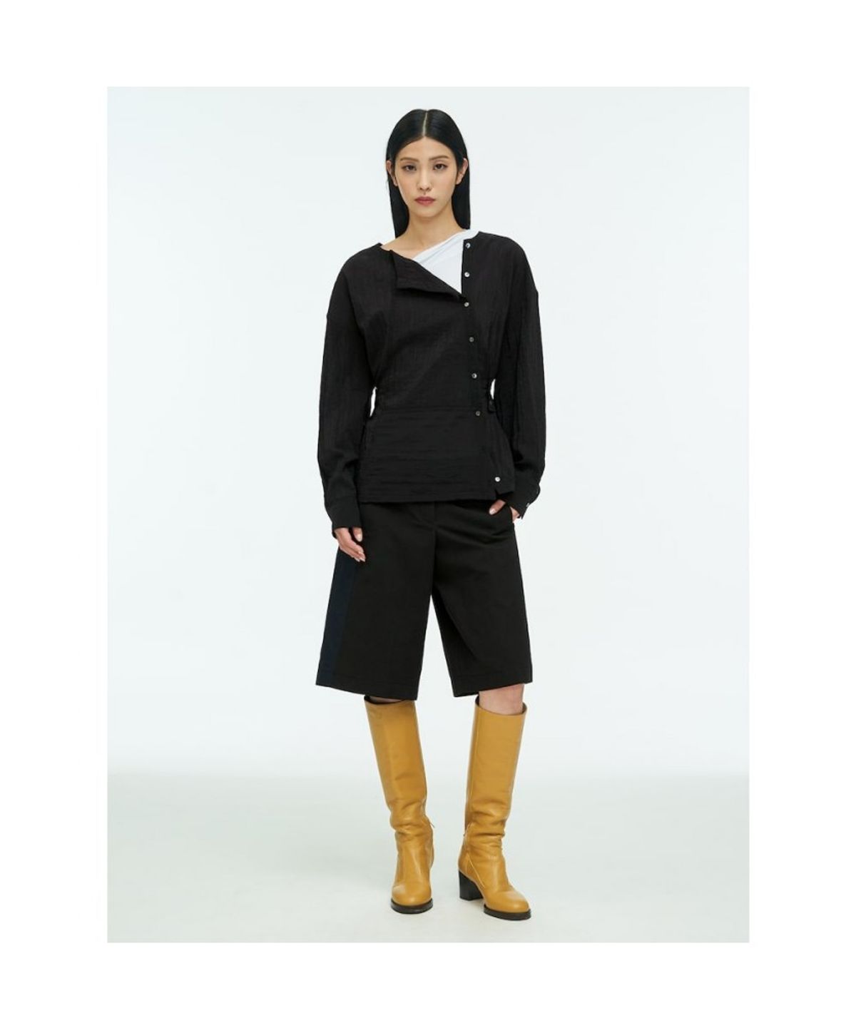 앙개(ANGGAE) Belted Tunic Blouse  Black