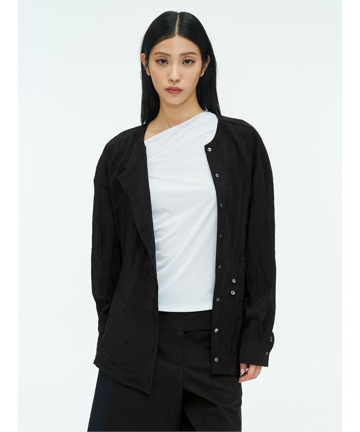 앙개(ANGGAE) Belted Tunic Blouse  Black