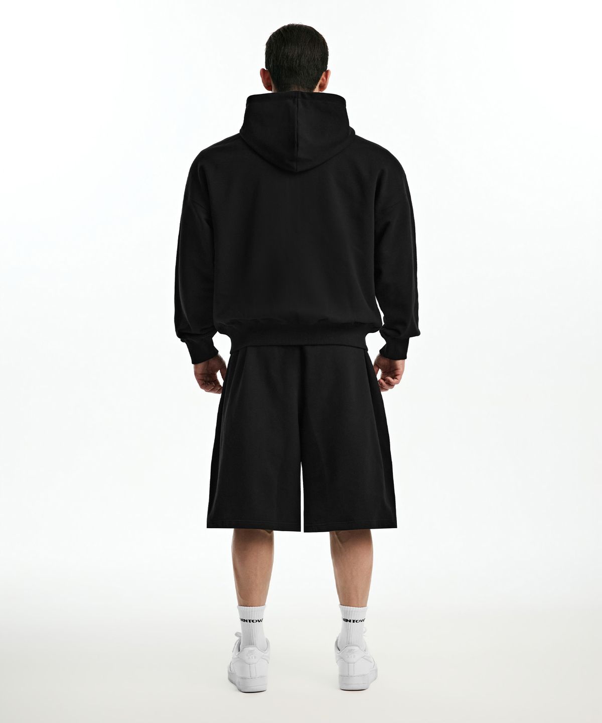 본투윈(BORN TO WIN) CHROME B HOODIE ZIP-UP [BLACK]