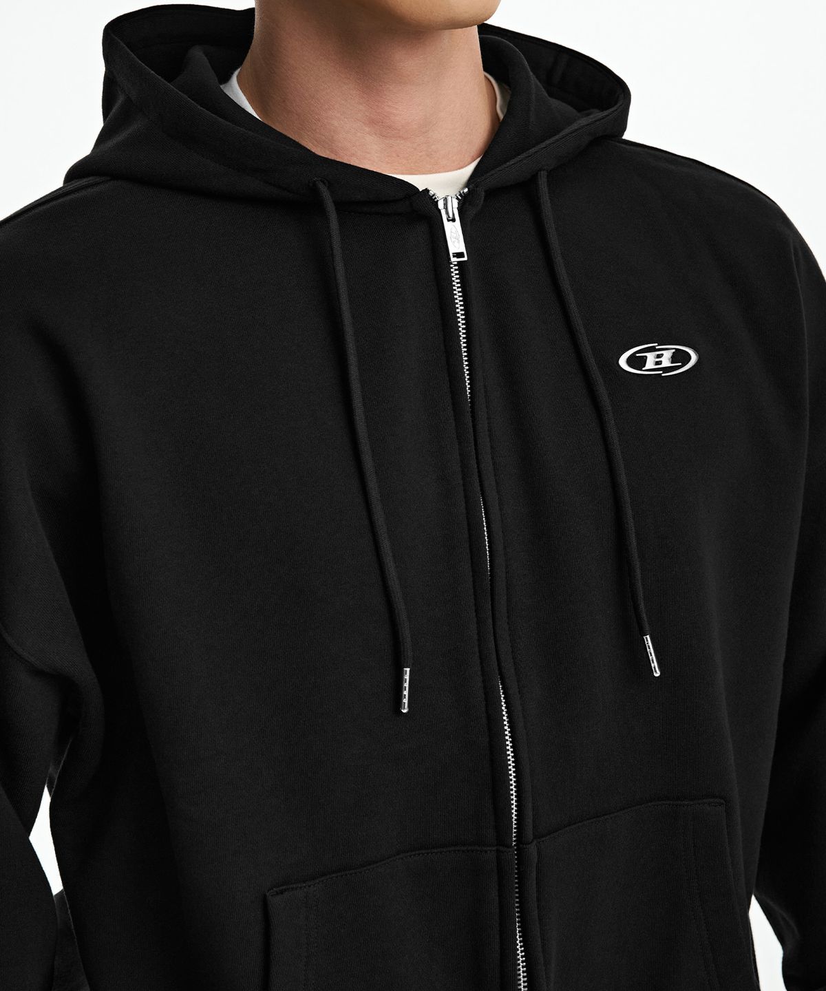 본투윈(BORN TO WIN) CHROME B HOODIE ZIP-UP [BLACK]