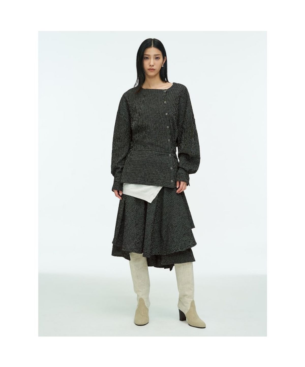 앙개(ANGGAE) Belted Tunic Blouse  Black