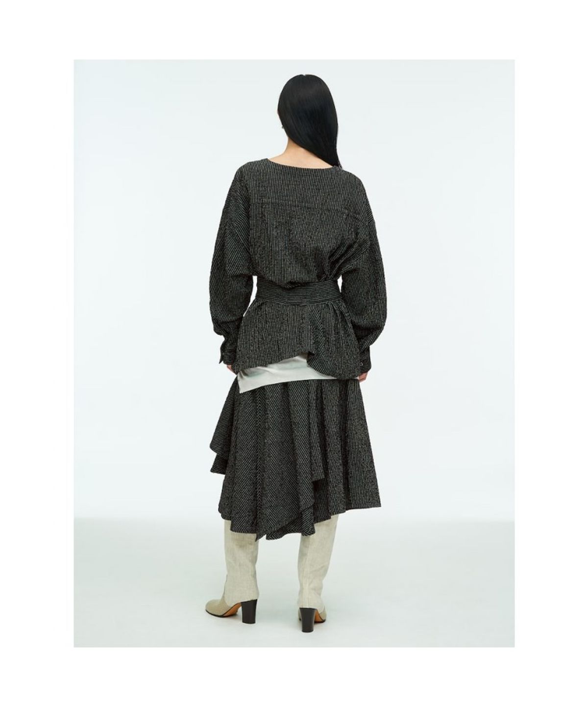 앙개(ANGGAE) Belted Tunic Blouse  Black