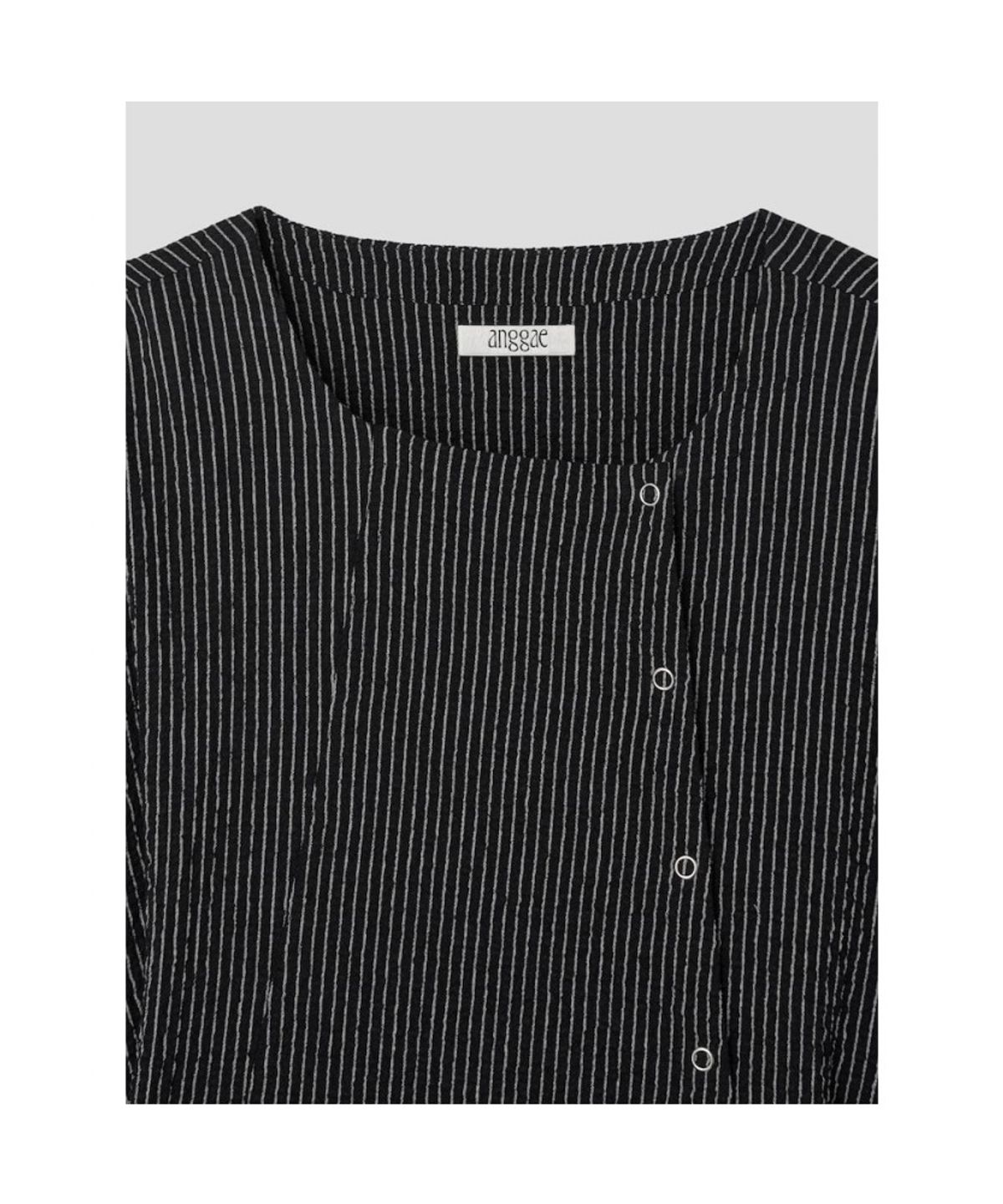 앙개(ANGGAE) Belted Tunic Blouse  Black