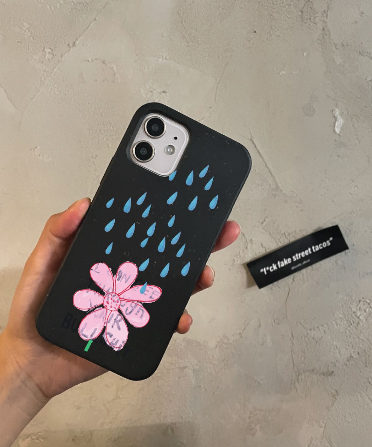 폴라올라(POLAROLA) 밀짚으로부터 유래한 폰케이스 Water the flower