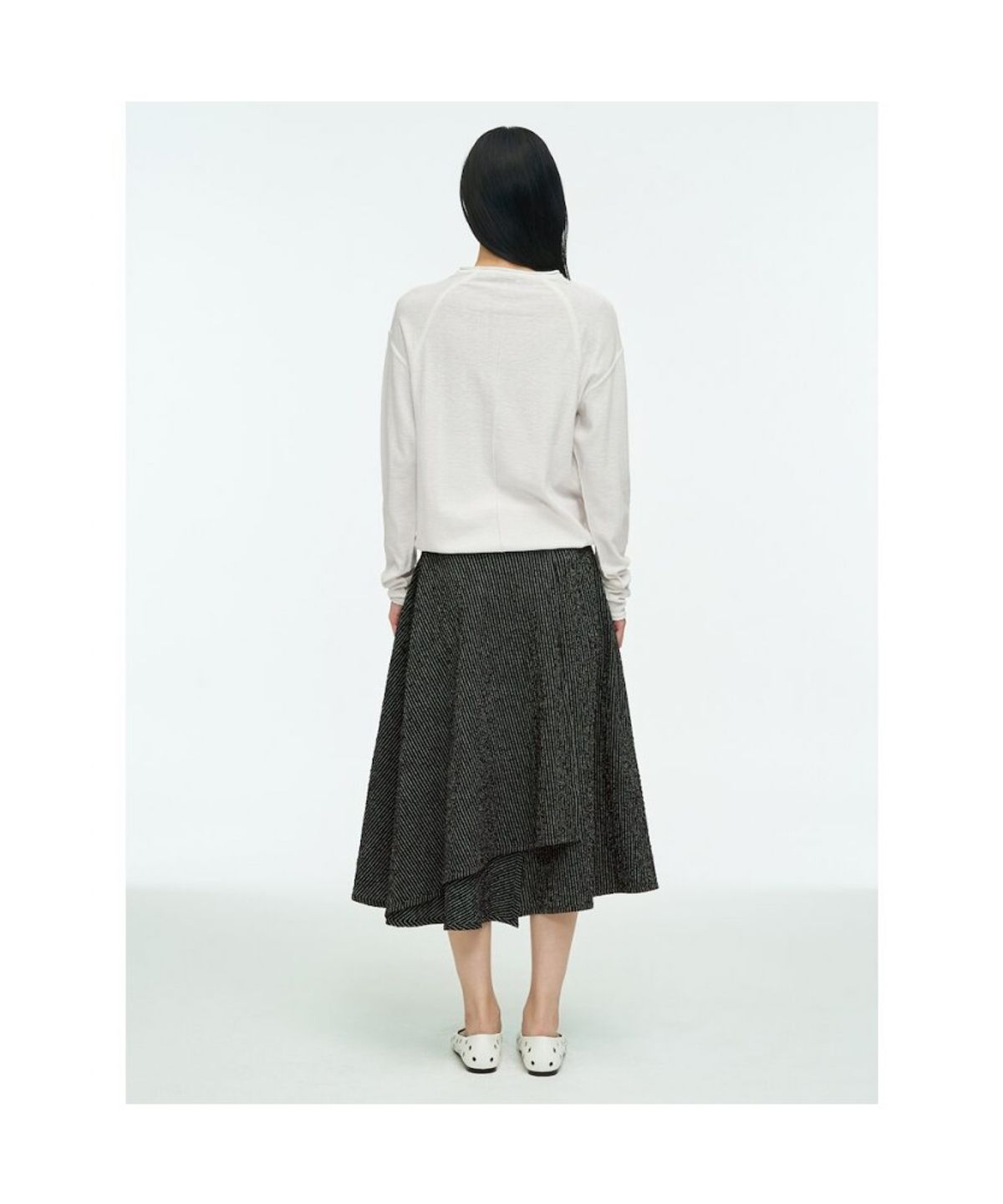 앙개(ANGGAE) Half Neck Button Pullover  Ivory