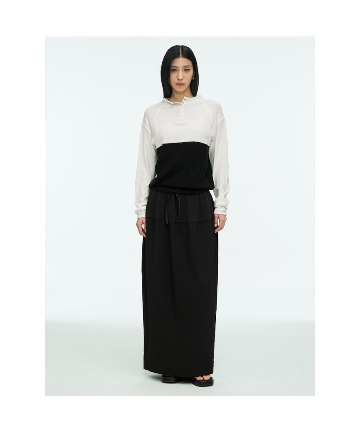 앙개(ANGGAE) Half Neck Button Pullover  Ivory