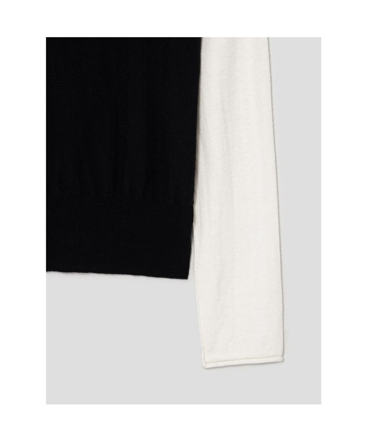 앙개(ANGGAE) Half Neck Button Pullover  Ivory