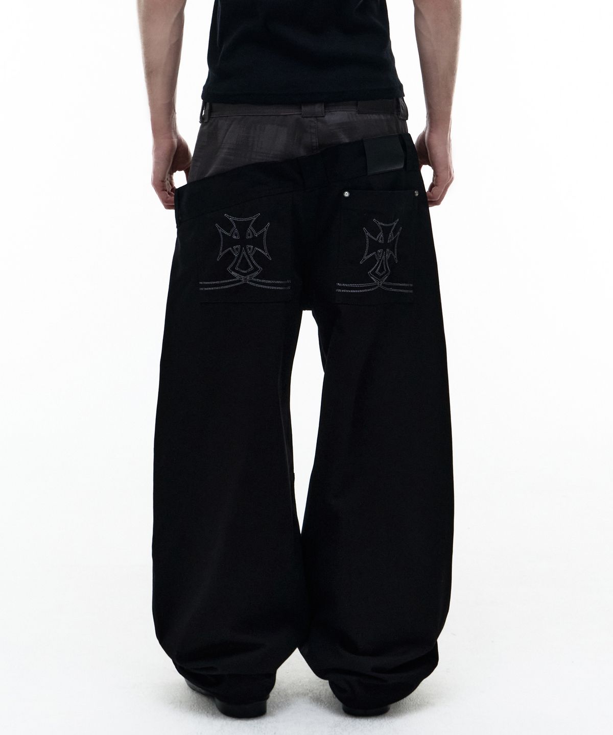 오퍼스 0012(OPUS 0012) Op. 08 DUAL OBLIQUE COTTON PANTS BLACK