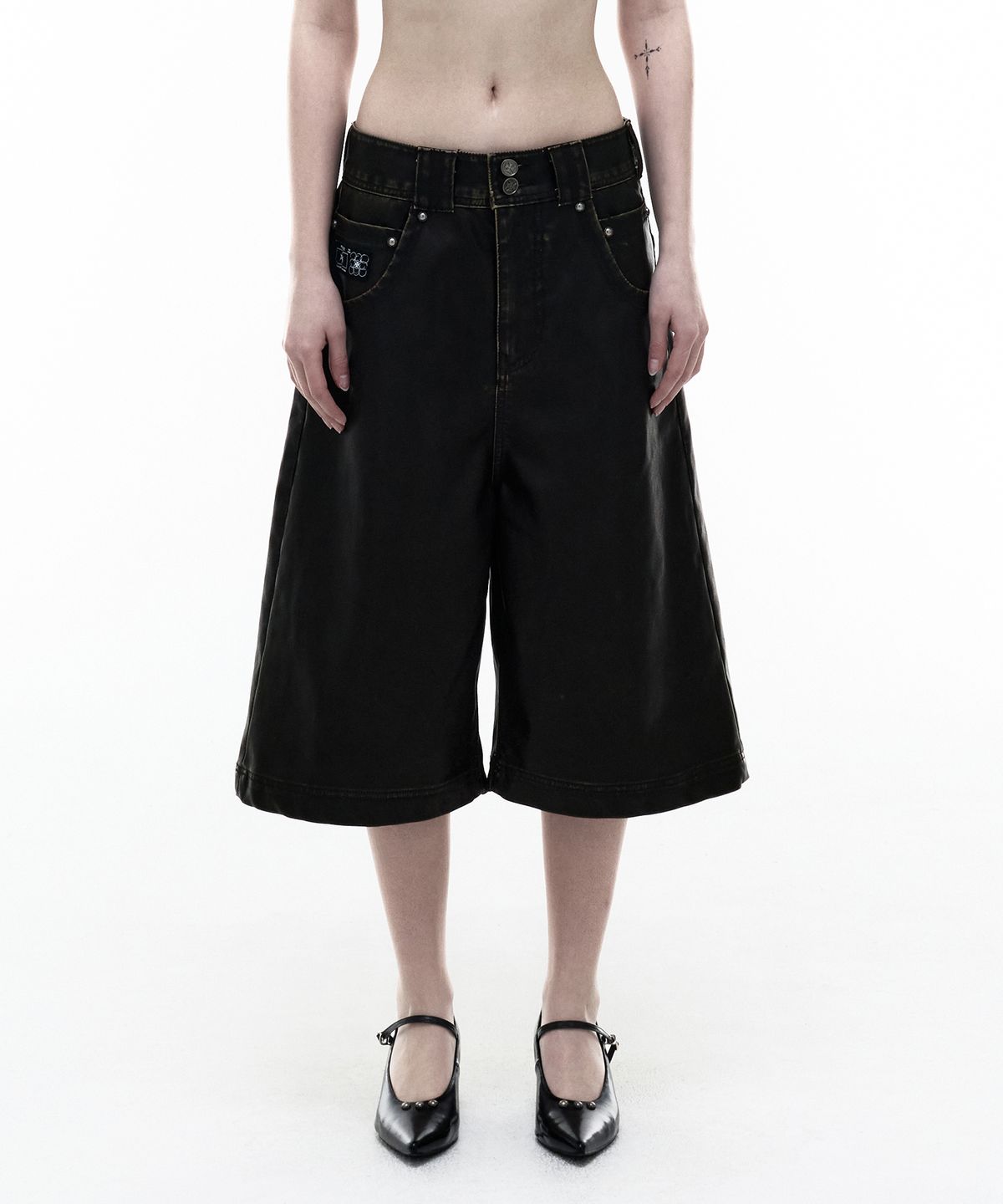 오퍼스 0012(OPUS 0012) Op. 08 DUNE LEATHER MAXI SHORTS BROWN