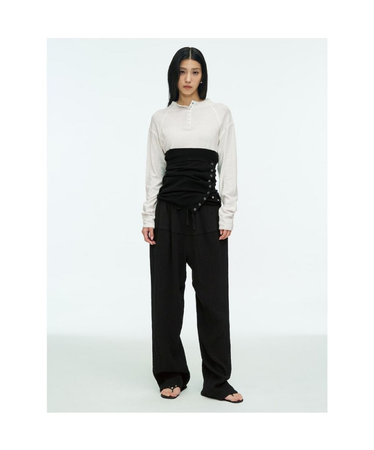 앙개(ANGGAE) Peplum Pants  Black