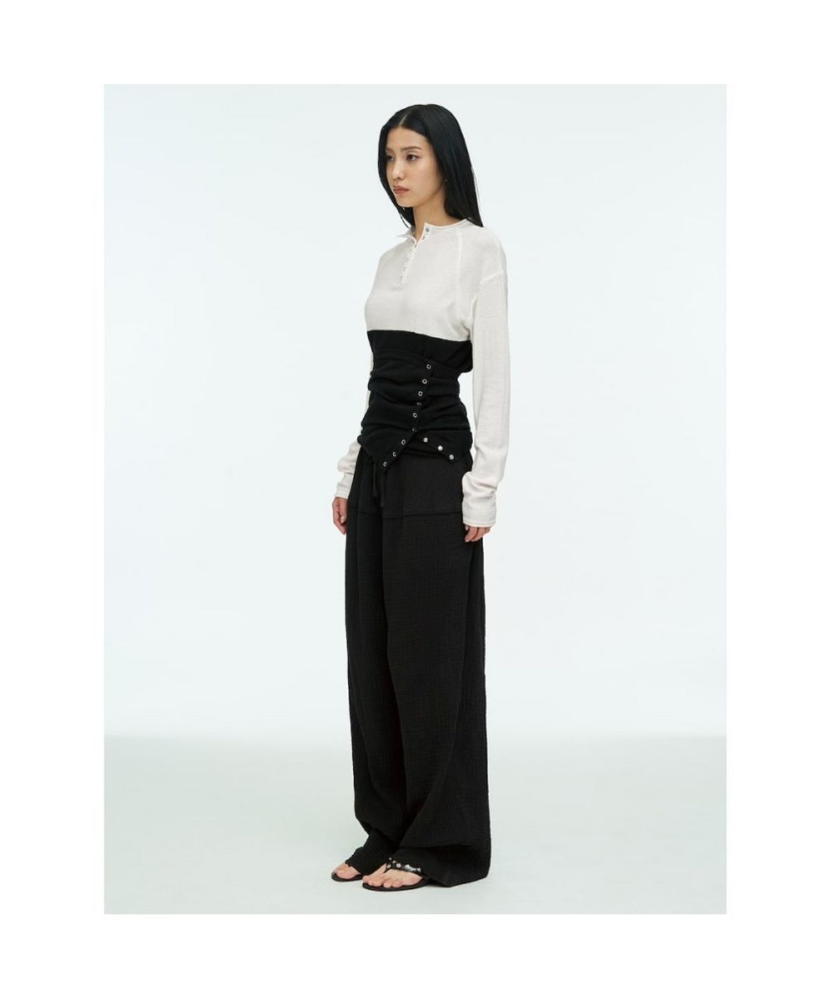 앙개(ANGGAE) Peplum Pants  Black