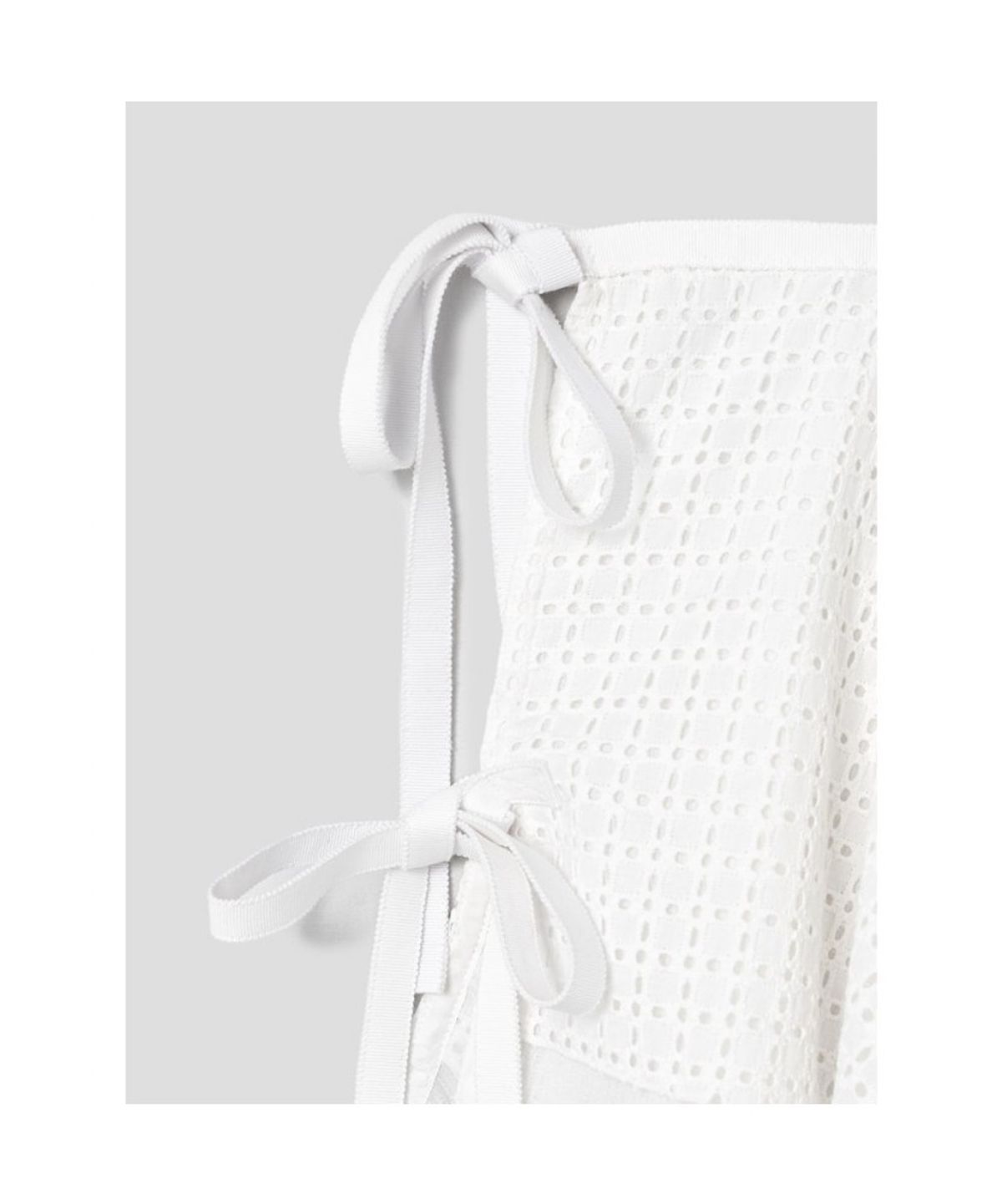 앙개(ANGGAE) Eyelet Chou Chou  White