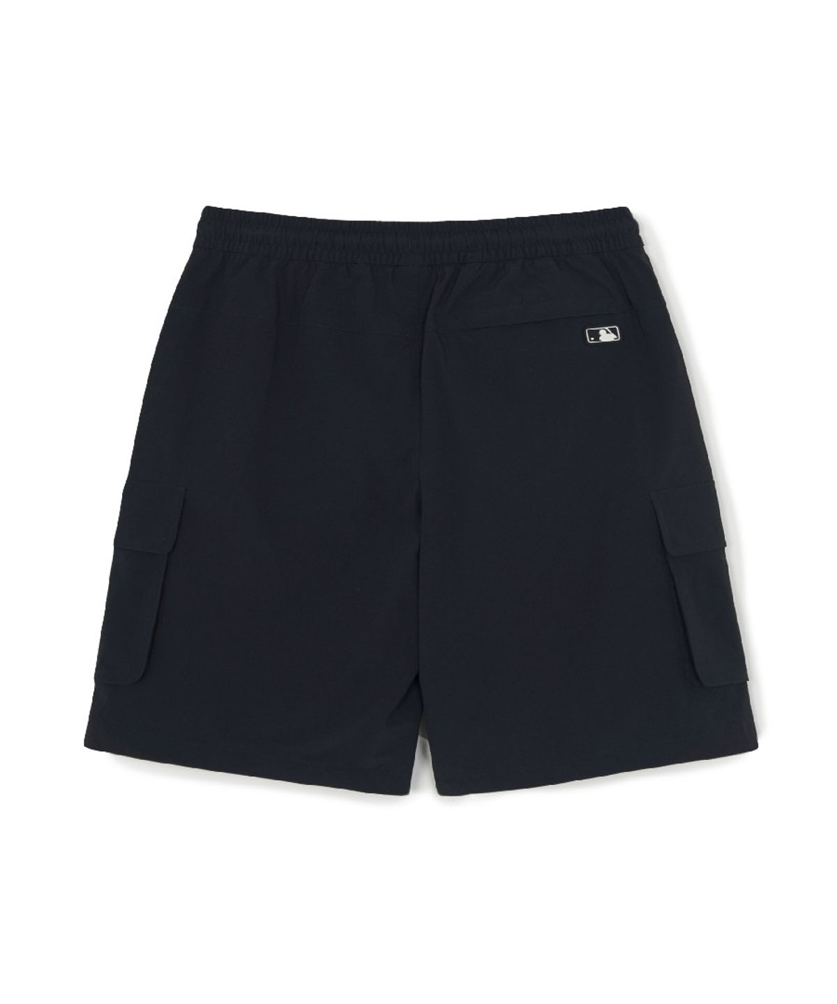 엠엘비(MLB) 베이직 고프코어 나일론 카고 6부 반바지 NY (Black)