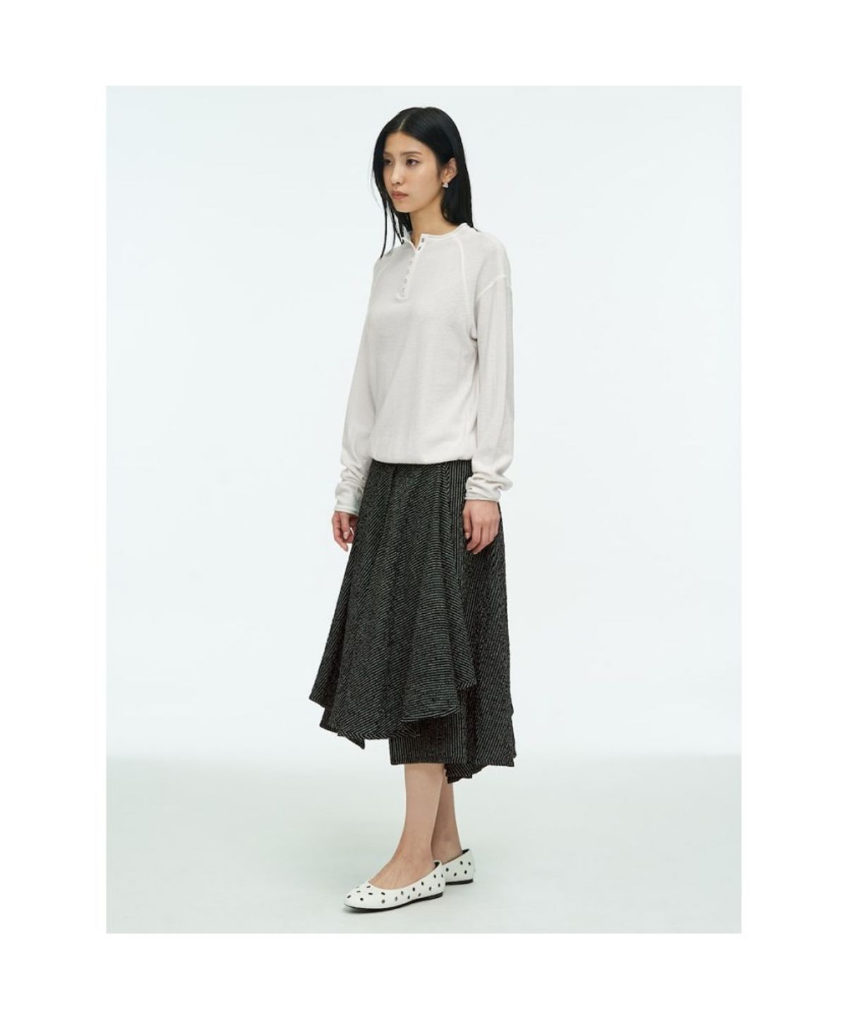앙개(ANGGAE) Multi Panel Skirt  Black