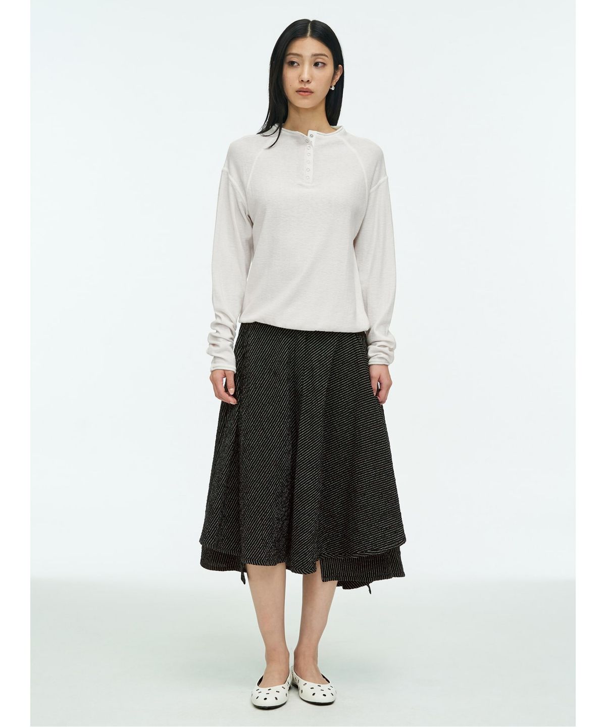 앙개(ANGGAE) Multi Panel Skirt  Black