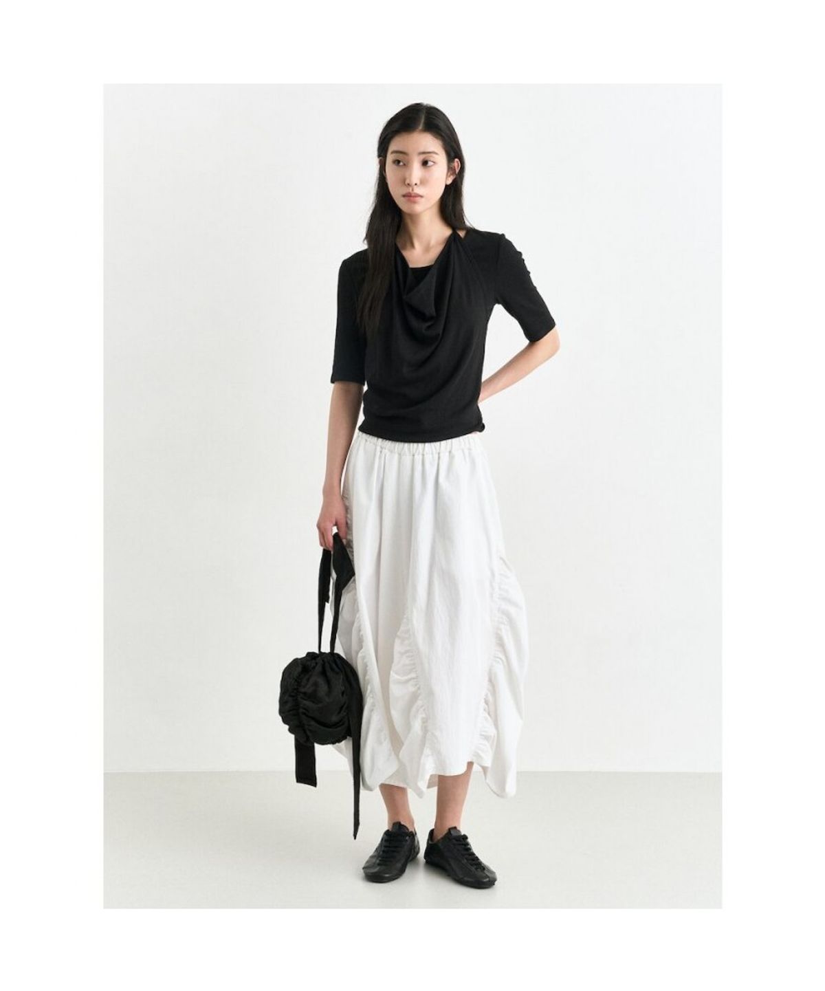 앙개(ANGGAE) Mini Ball Bag  Black