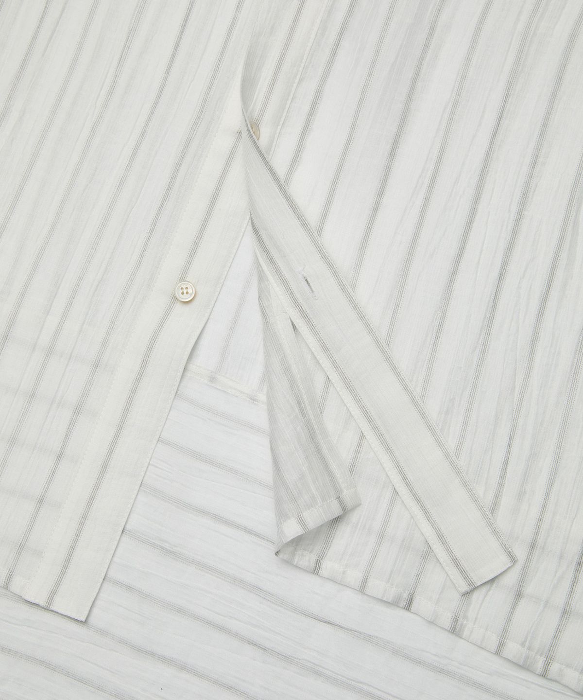 엠엠아이씨(MMIC) SWAY SHIRT (WHITE)