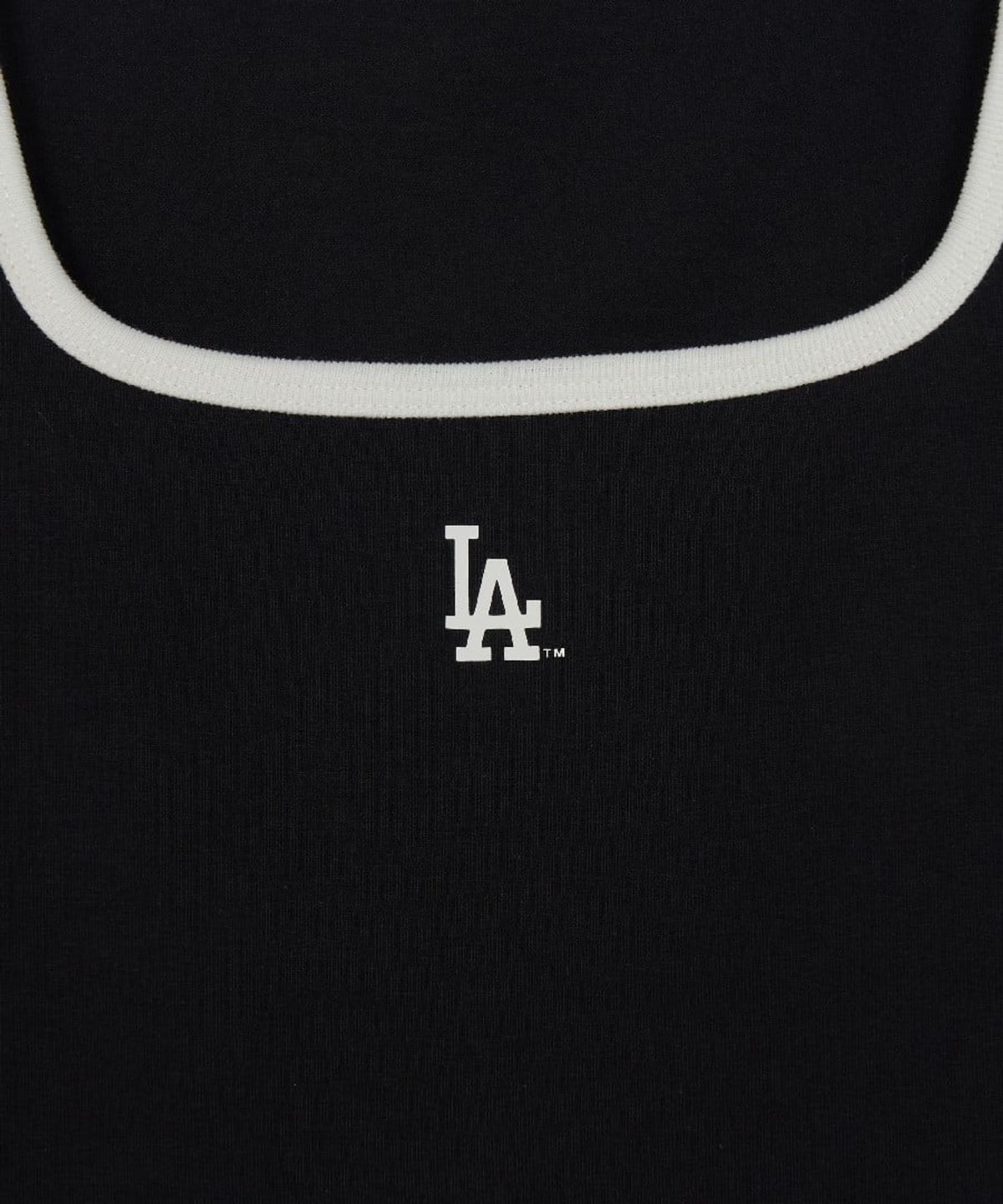 엠엘비(MLB) 여성 베이직 스퀘어넥 슬림핏 반팔 티셔츠 LA (Black)