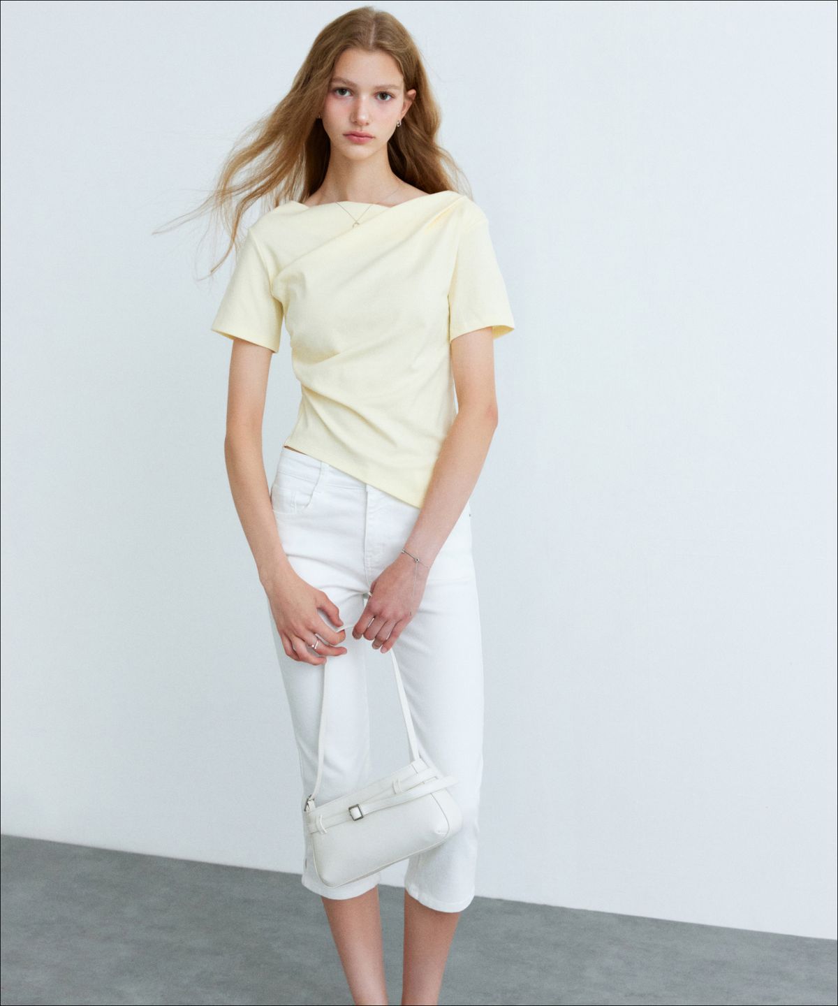미쏘(MIXXO) 카울넥 반팔 티셔츠_MIWHWG502A/MIWHWG79RA