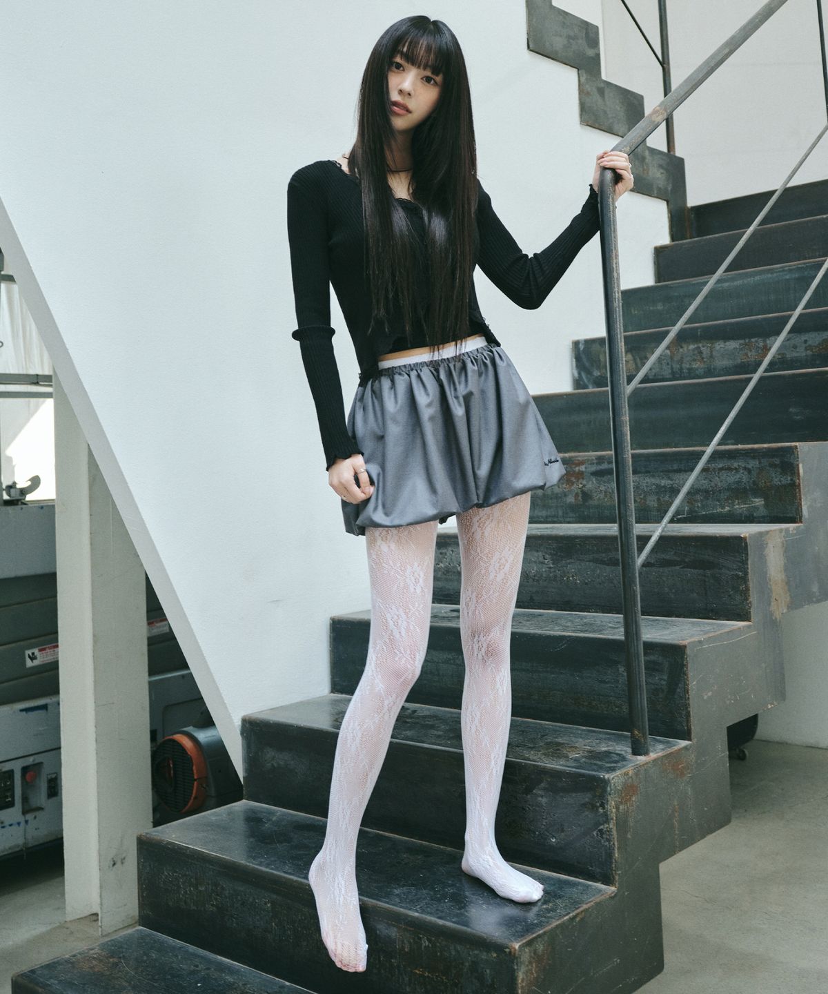 닉앤니콜(NICK&NICOLE) VOLUME BALLOON SHORTS_CHARCOAL