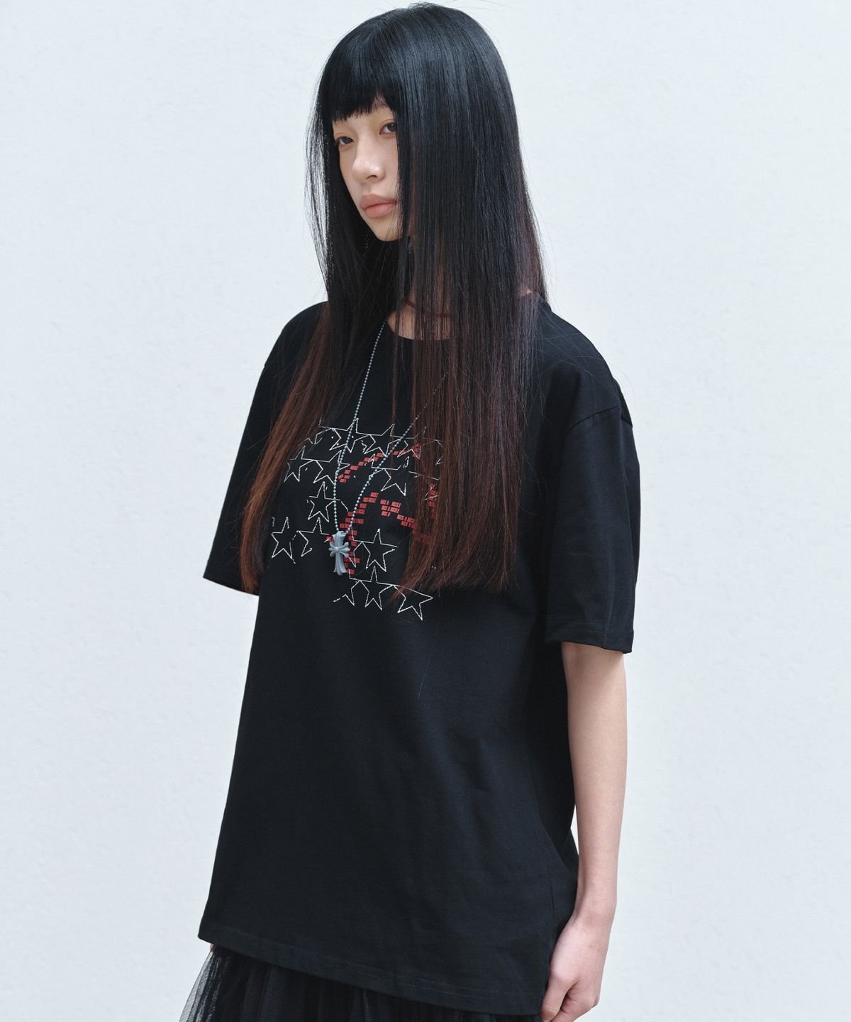 닉앤니콜(NICK&NICOLE) STAR HORSE GRAPHIC LOGO TOP_BLACK