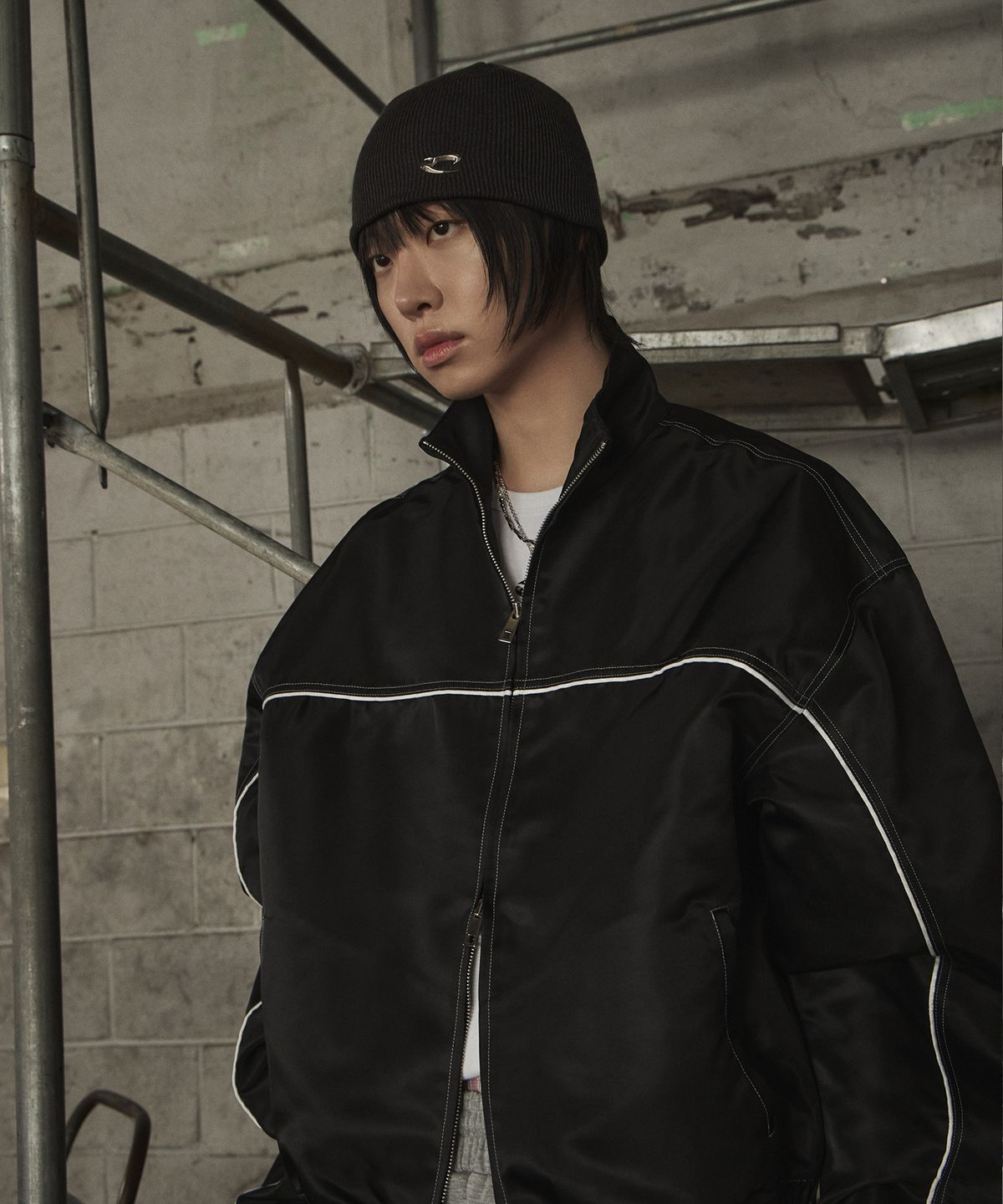르렌느(LERENNE) Three Layer Star High Neck Jacket - Black