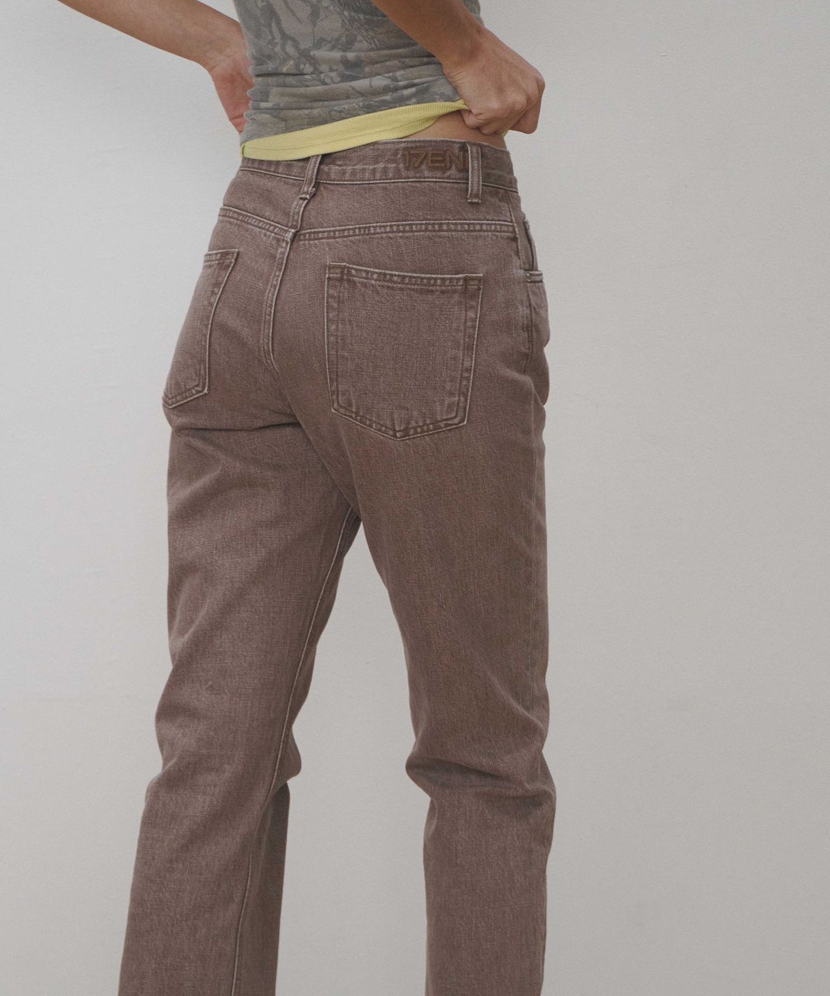 세븐틴엔드(17END) F 001 BROWN WASHED DENIM
