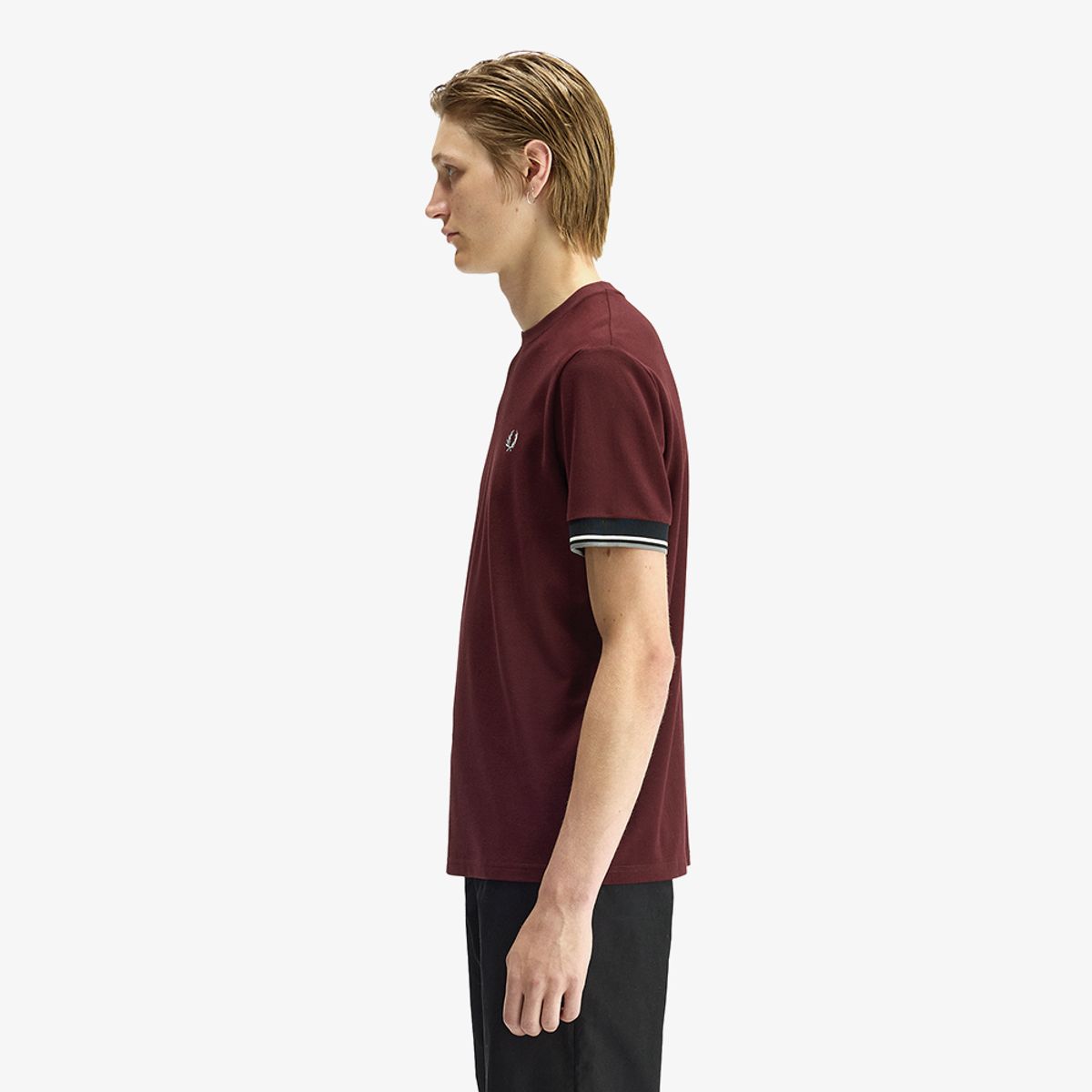 프레드페리(FRED PERRY) [Sharp] 트윈 팁 커프 티셔츠 - 옥스블러드 AFPM2612396-597