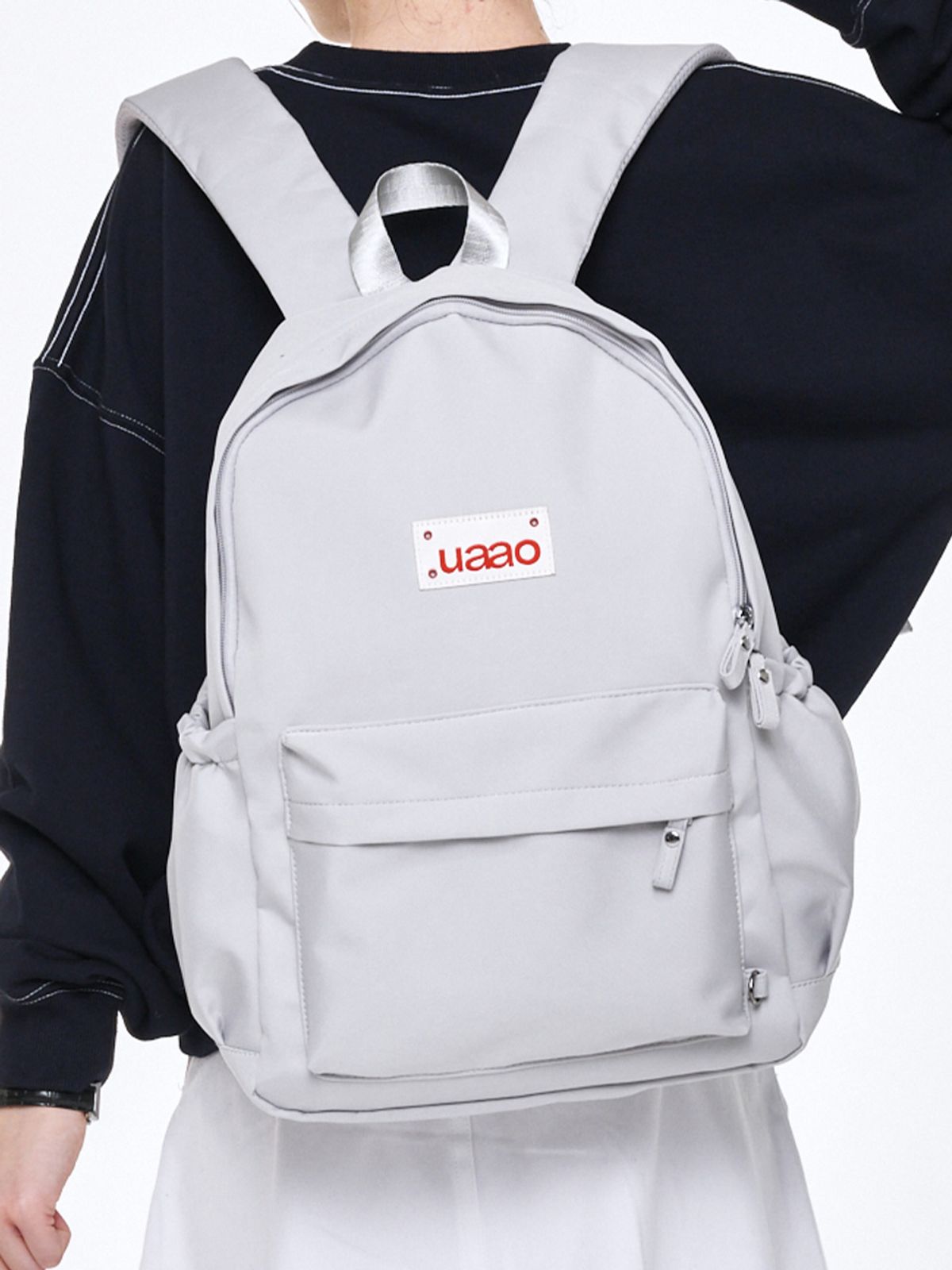 우아오(UAAO) 데일루 클래식 키링 디테일 데일리백팩 (Light Gray)