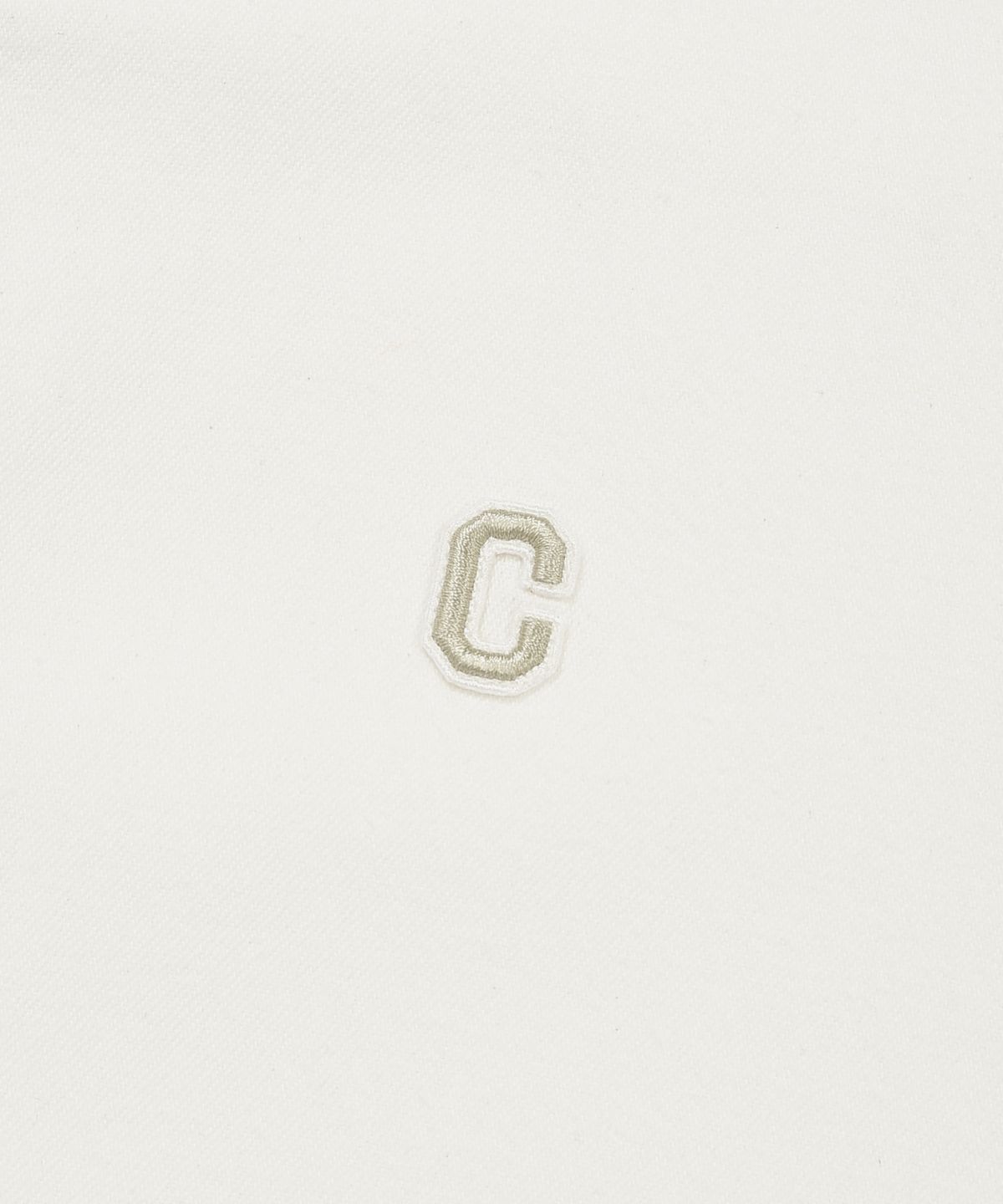 커버낫(COVERNAT) C 로고 데님 하프 셔츠 화이트