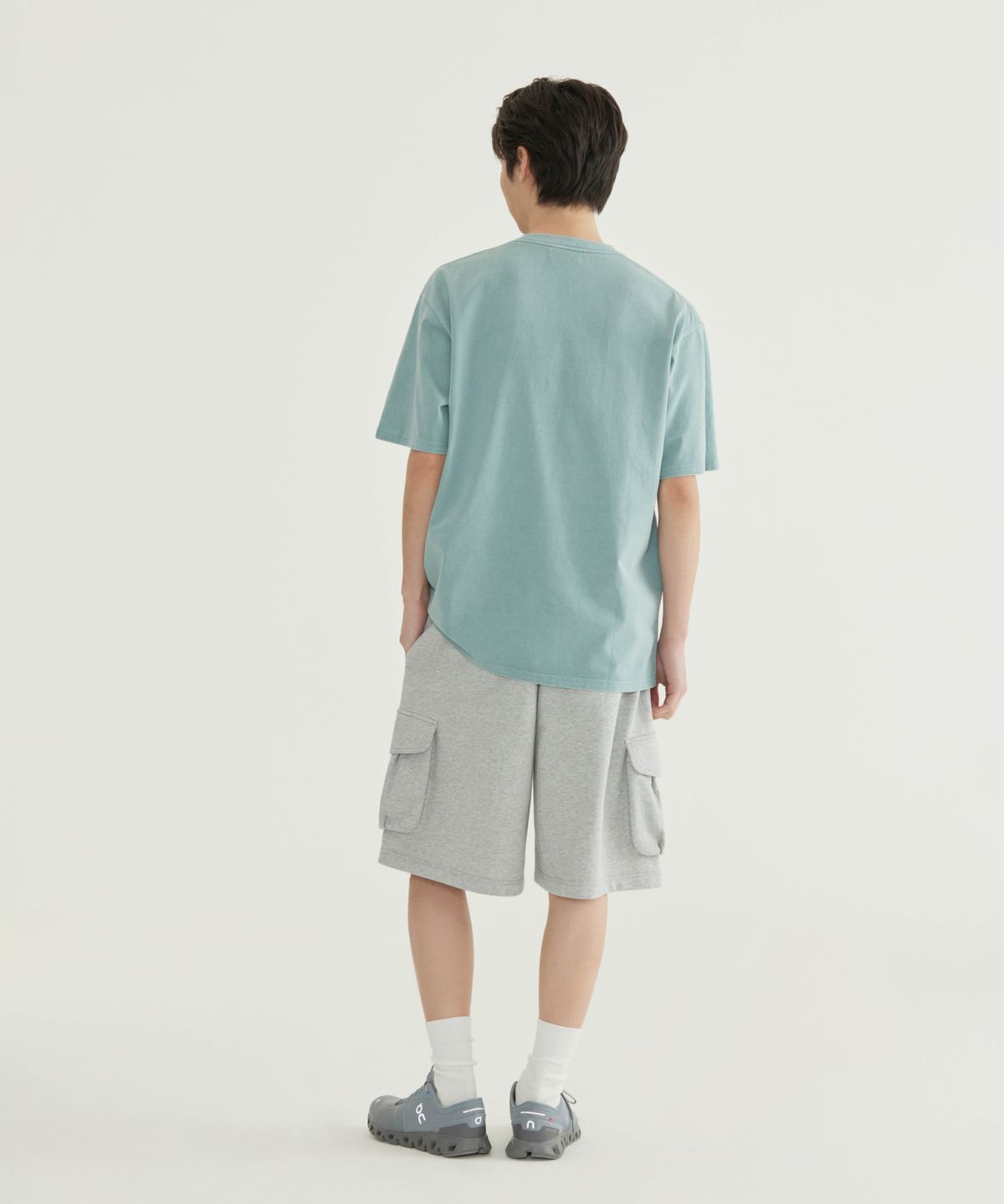 커버낫(COVERNAT) 레트로 로고 그래픽 다잉 티셔츠 차콜