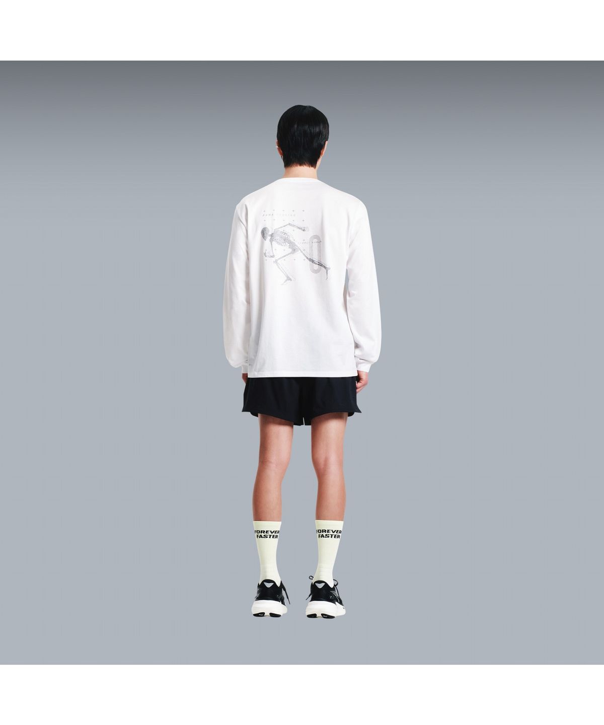 푸마(PUMA) 남성 런 클럽 긴팔 티 M Run Club LST (52976601)