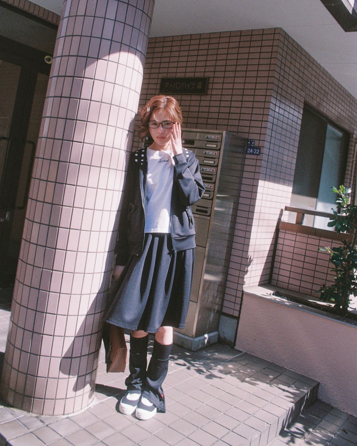 로액슈얼(LO AXUAL) DOT SAILOR COLLAR RIBBON ZIP UP_BLACK