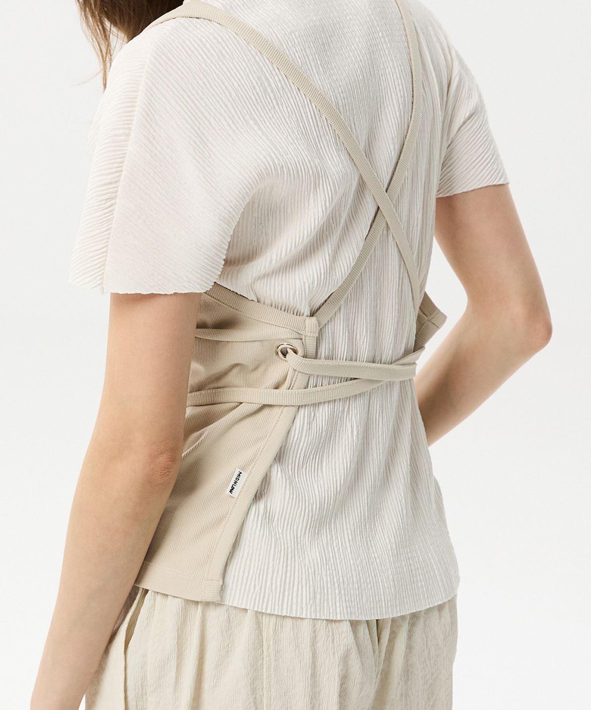 미드앤로우(MIDNLOW) Halter Layered Vest (Beige)