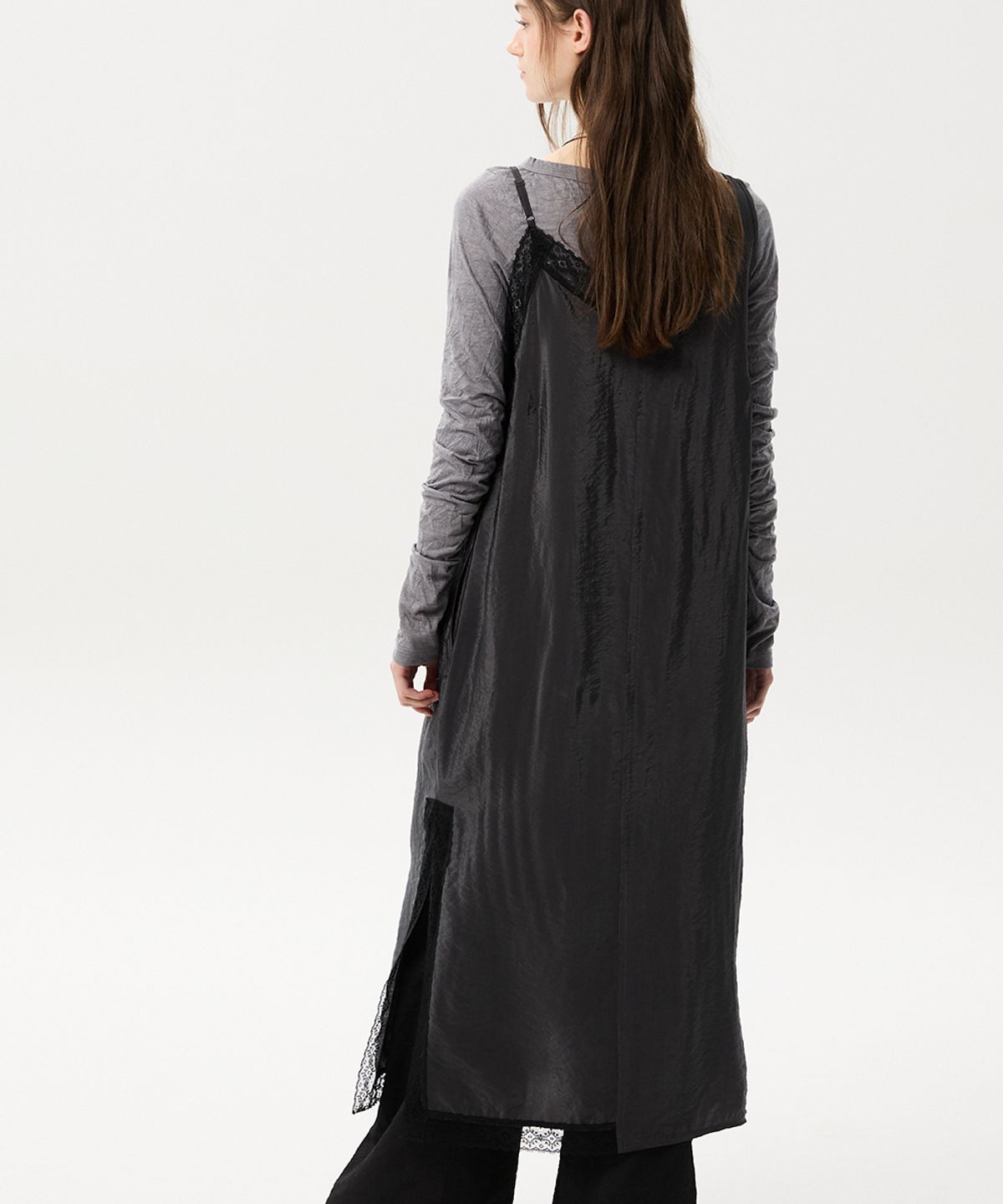 미드앤로우(MIDNLOW) Unbalanced Layered Dress