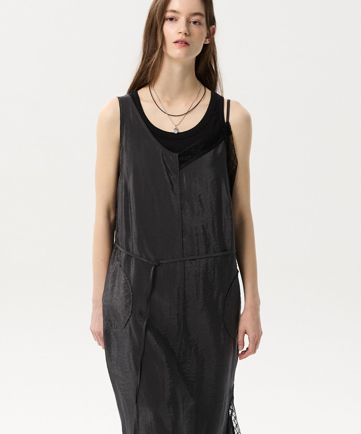 미드앤로우(MIDNLOW) Unbalanced Layered Dress