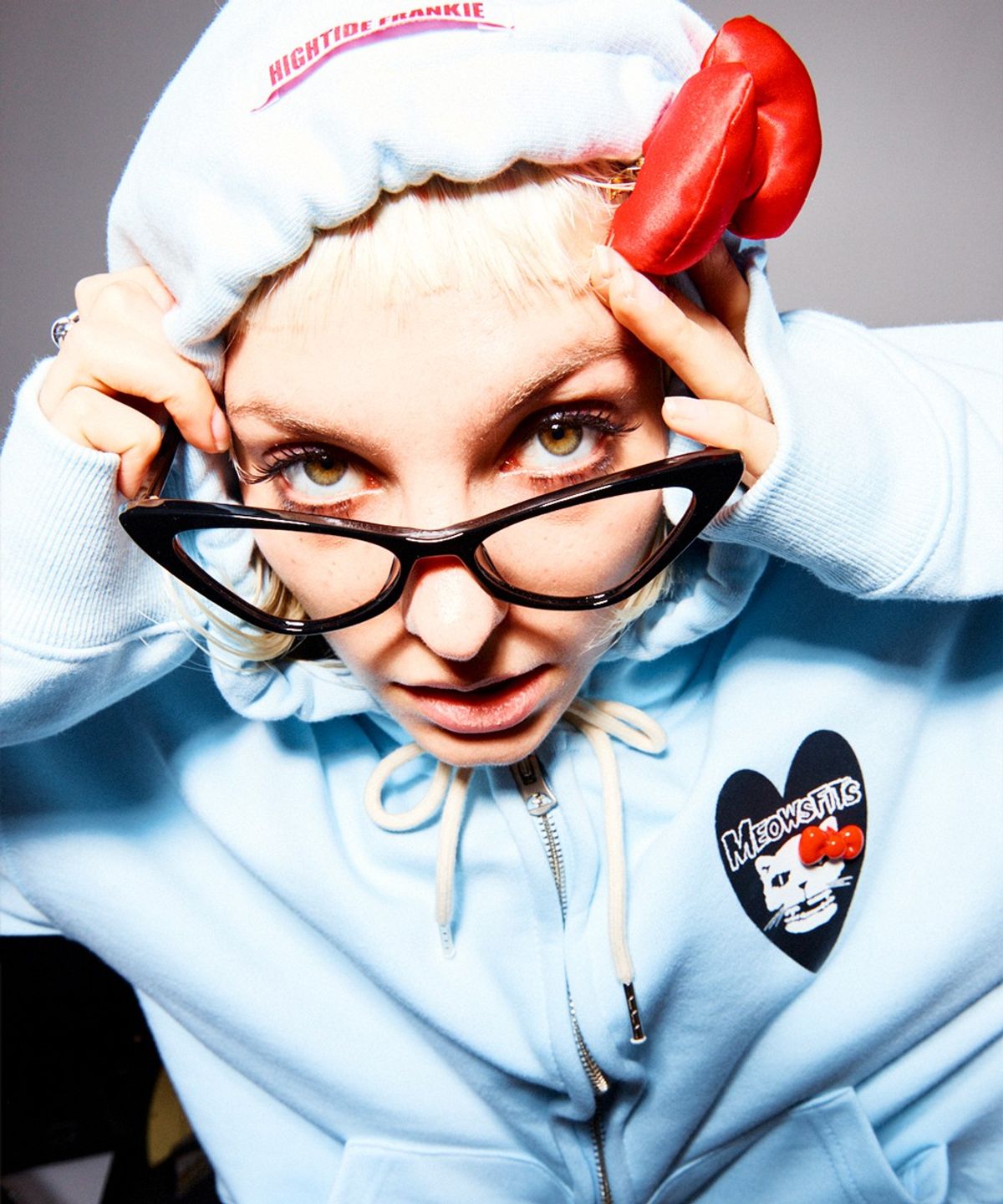 하이타이드 프랭키(HIGHTIDEFRANKIE) MEOWSFITS Crop Wire Zip-Up Hoodie Sky Blue