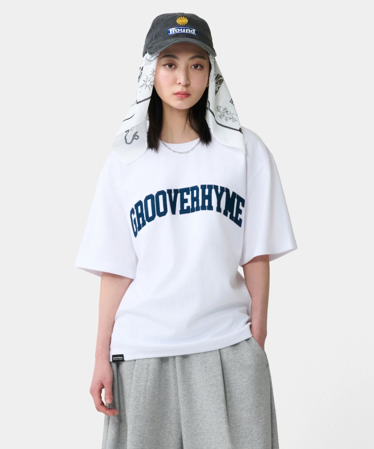그루브라임(GROOVE RHYME) 매쉬쭈리 아플리케 로고 반팔 티셔츠 (5COLOR) (FRBMCTR702M)