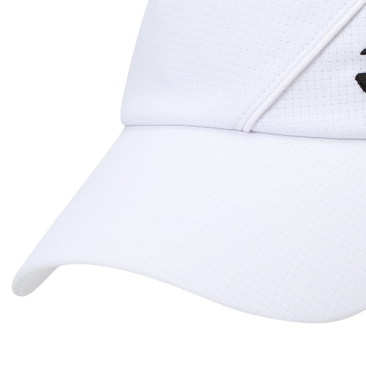 테일러메이드 어패럴(TAYLORMADE APPAREL) 26SS 남성 경량 사선 절개 바이저 TH6-26HG25-100