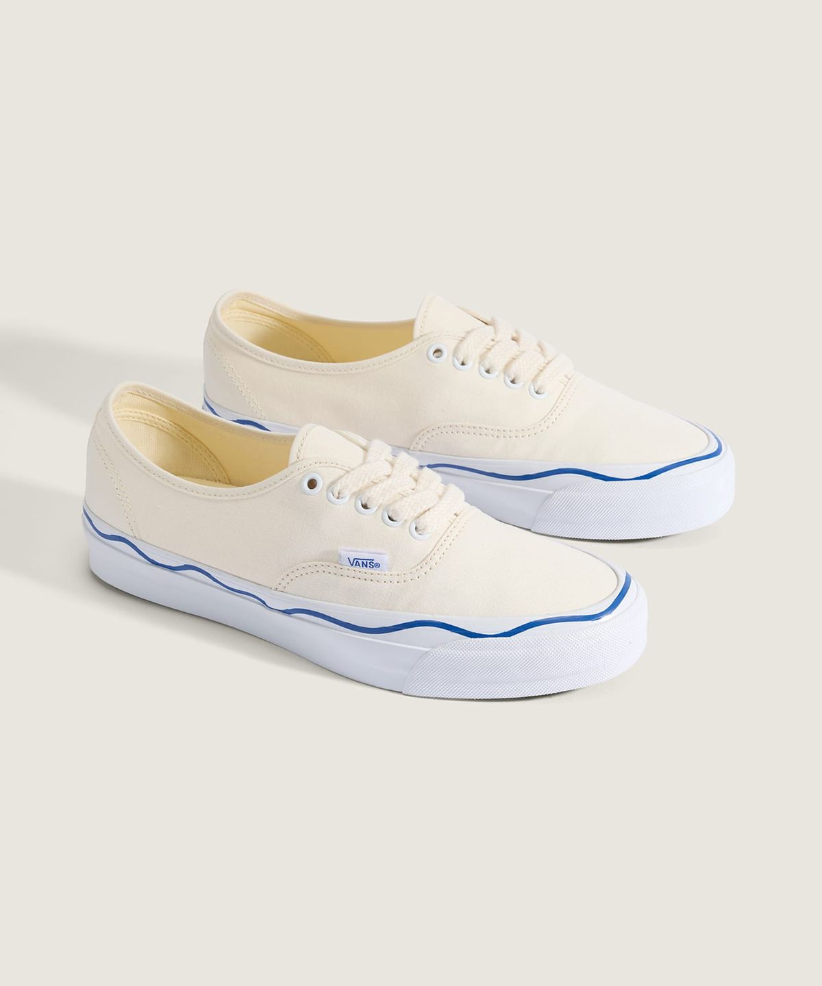 반스(VANS) 프리미엄 어센틱 44 - (서울) 마시멜로우:트루화이트 / VN000EAABPH1
