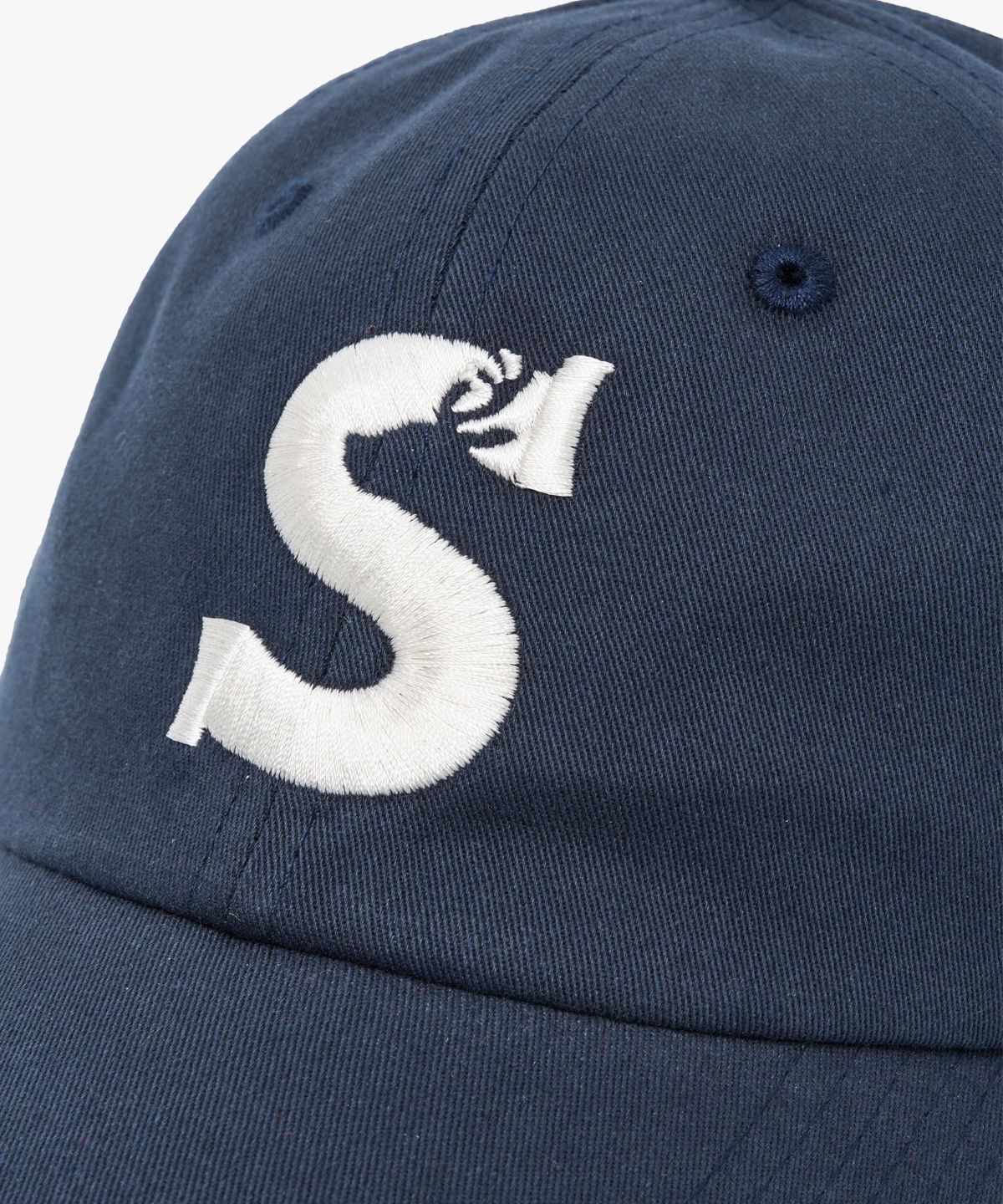디어틴트산타(DEAR TINT SANTA) Rudolph S Logo Cap_navy