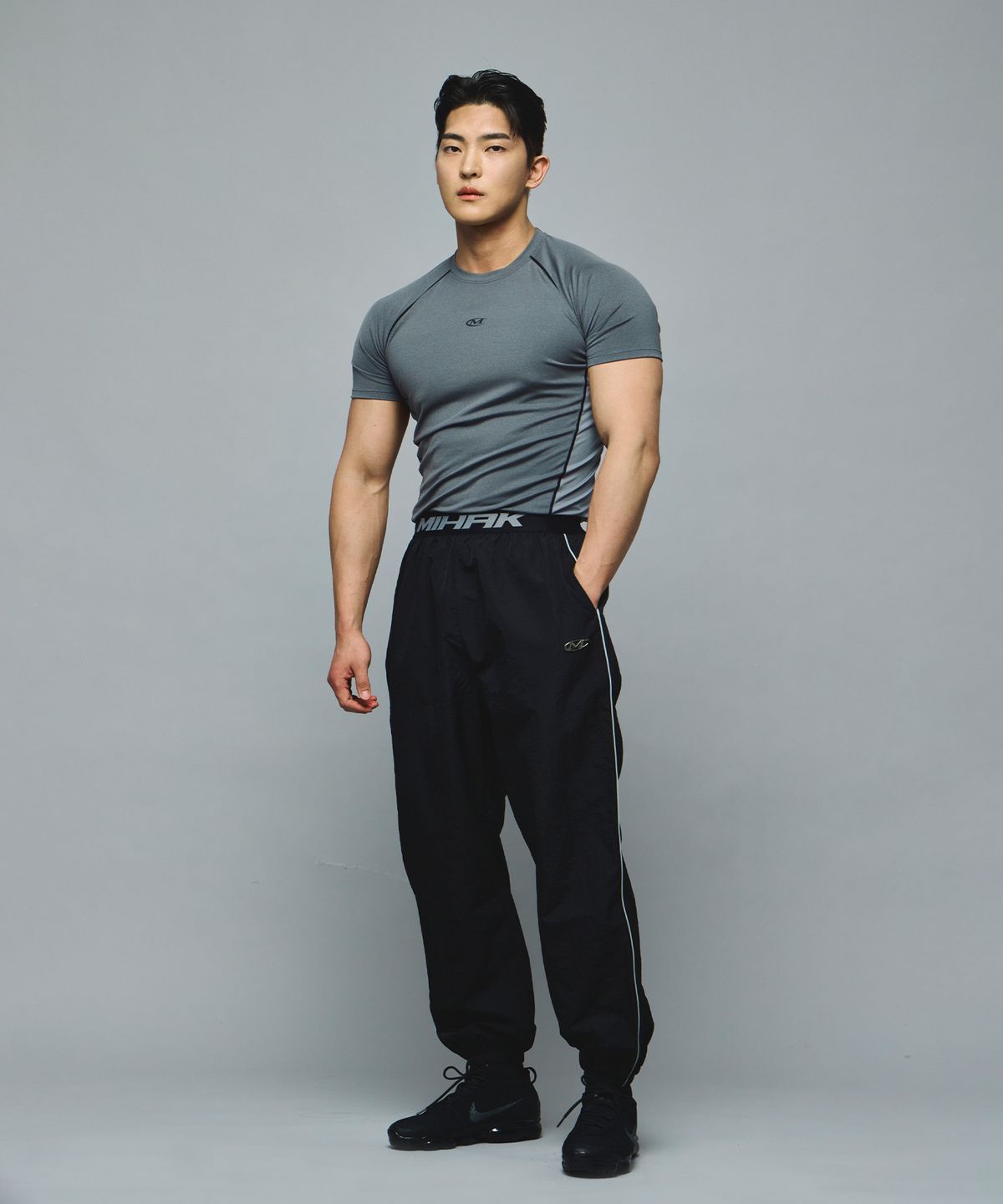 미학(MIHAK) 심볼 로고 머슬 프로 티셔츠 (GRAY)