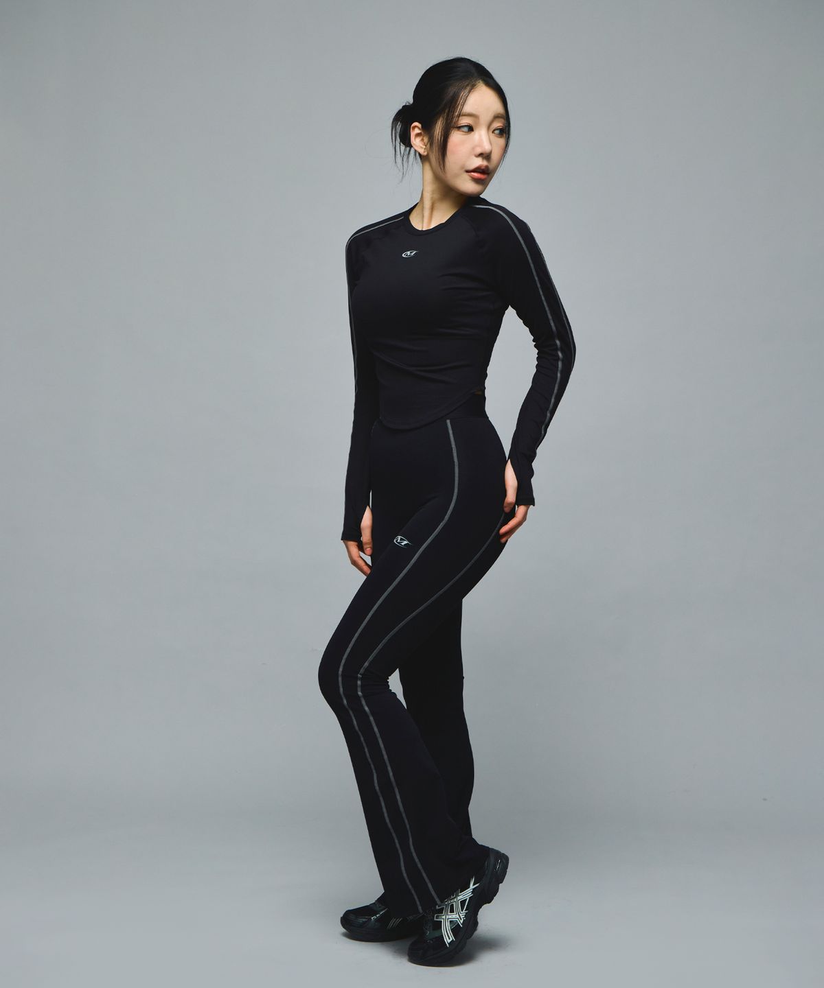 미학(MIHAK) 시그니처 밴드 라인 부츠컷 레깅스 (BLACK)